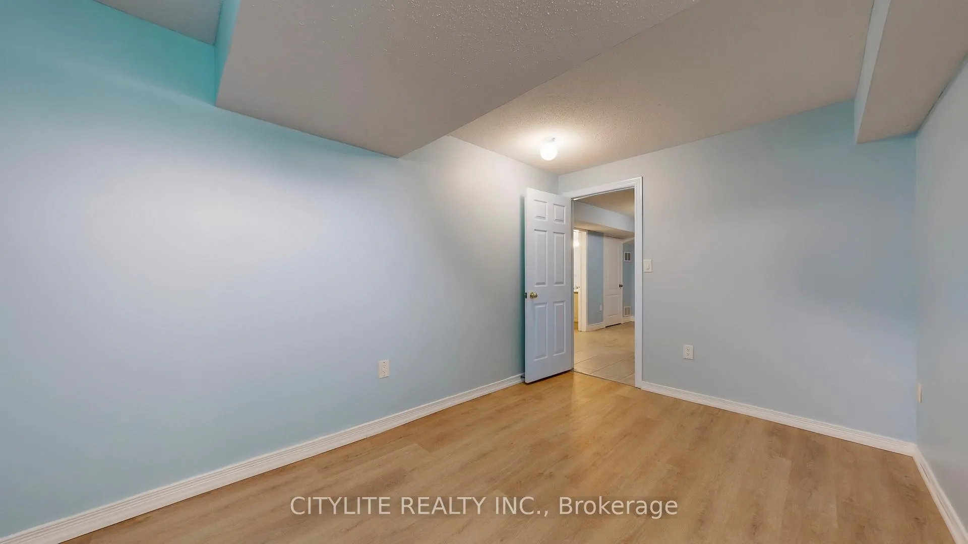 Photo 24 of Unit Lower, 39 Kimble Avenue, Clarington, Bowmanville — HOMEH