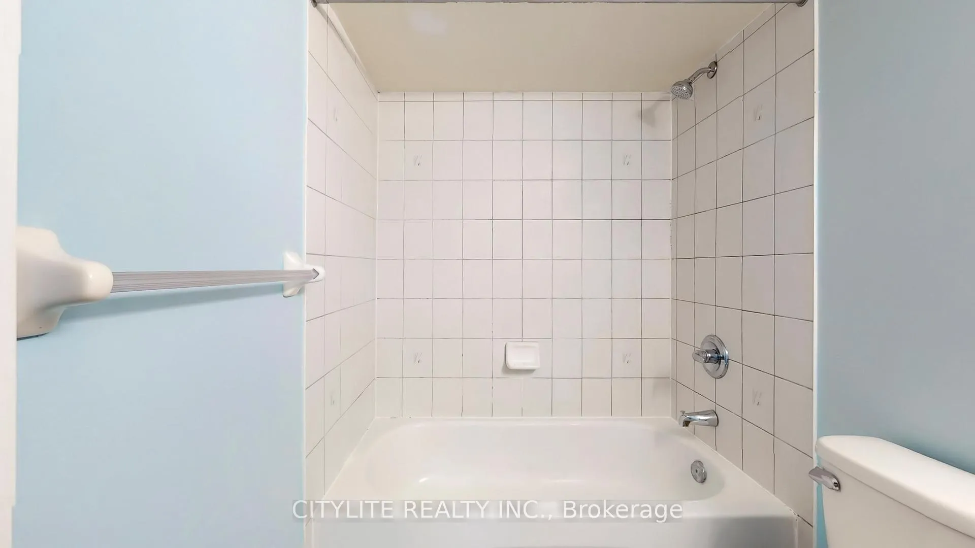 Photo 29 of Unit Lower, 39 Kimble Avenue, Clarington, Bowmanville — HOMEH