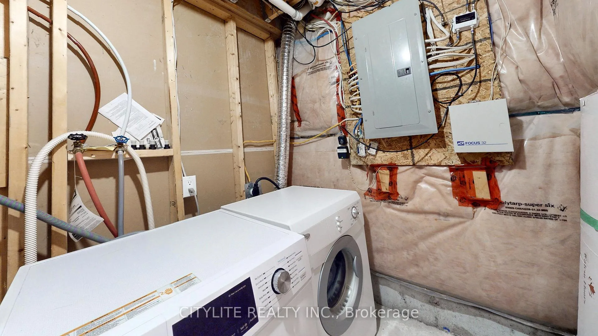 Photo 31 of Unit Lower, 39 Kimble Avenue, Clarington, Bowmanville — HOMEH