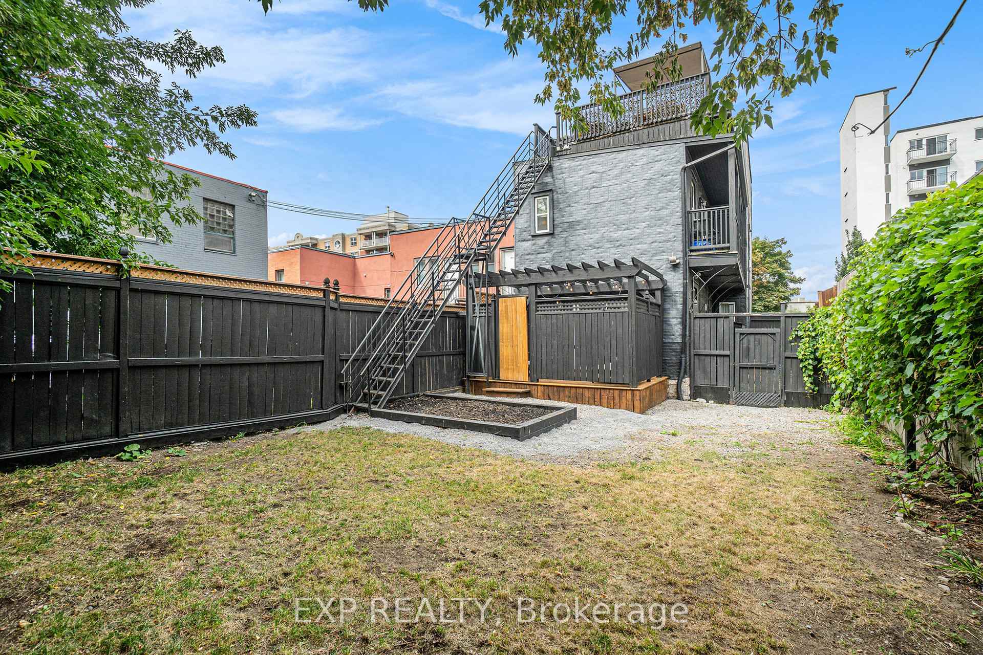 Photo 47 of 208 Clarence Street, Ottawa, Lower Town/Byward Market — HOMEH