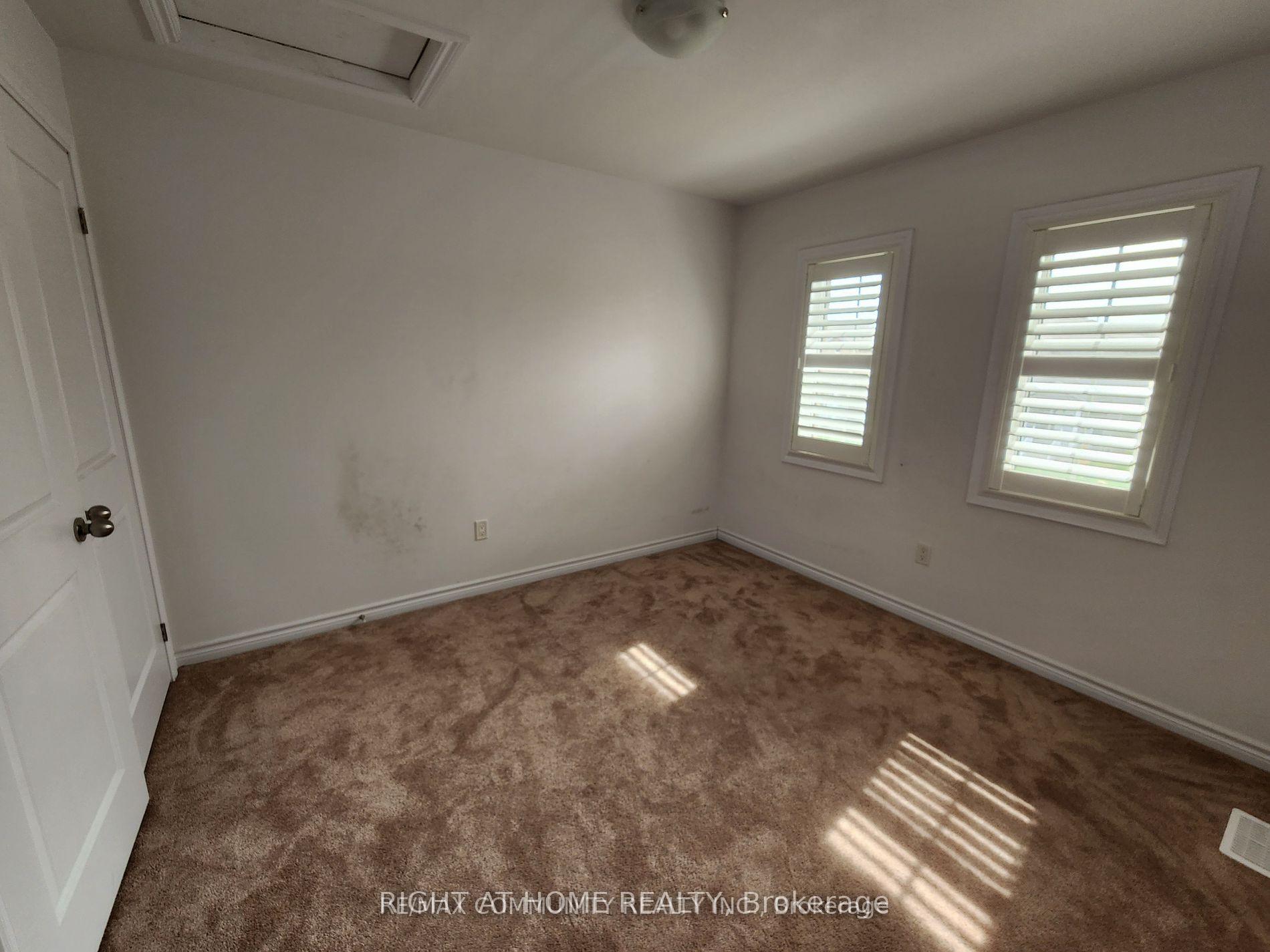 Photo 4 of 27 Tegan Court, Loyalist, Odessa — HOMEH
