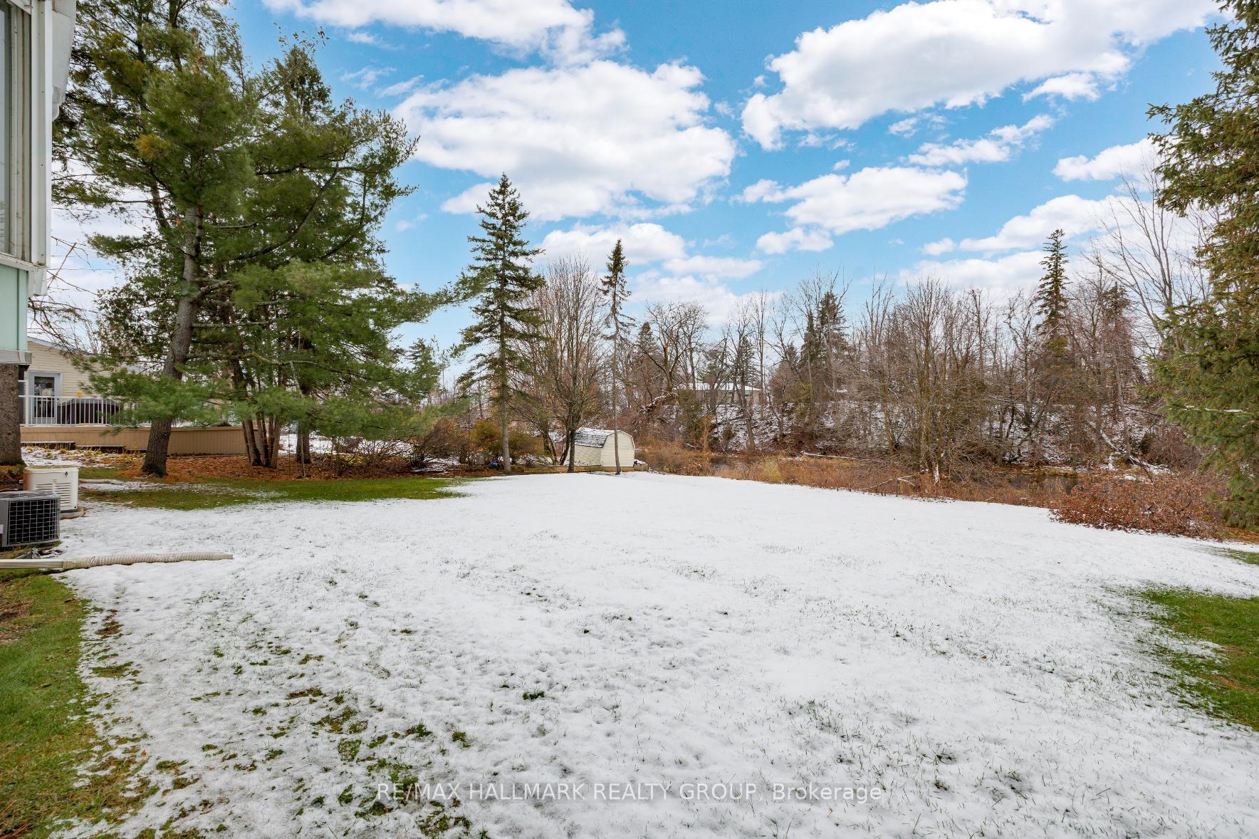 Photo 3 of 5218 Mclean Crescent, Ottawa, Manotick Long Island & Nicholls Island — HOMEH