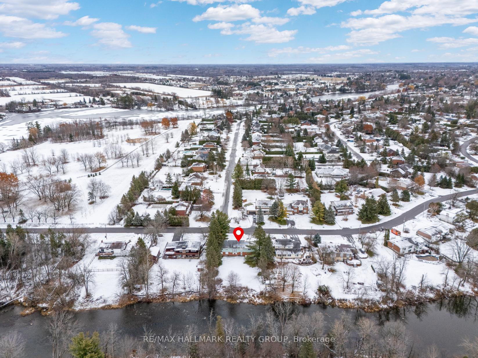Photo 11 of 5218 Mclean Crescent, Ottawa, Manotick Long Island & Nicholls Island — HOMEH