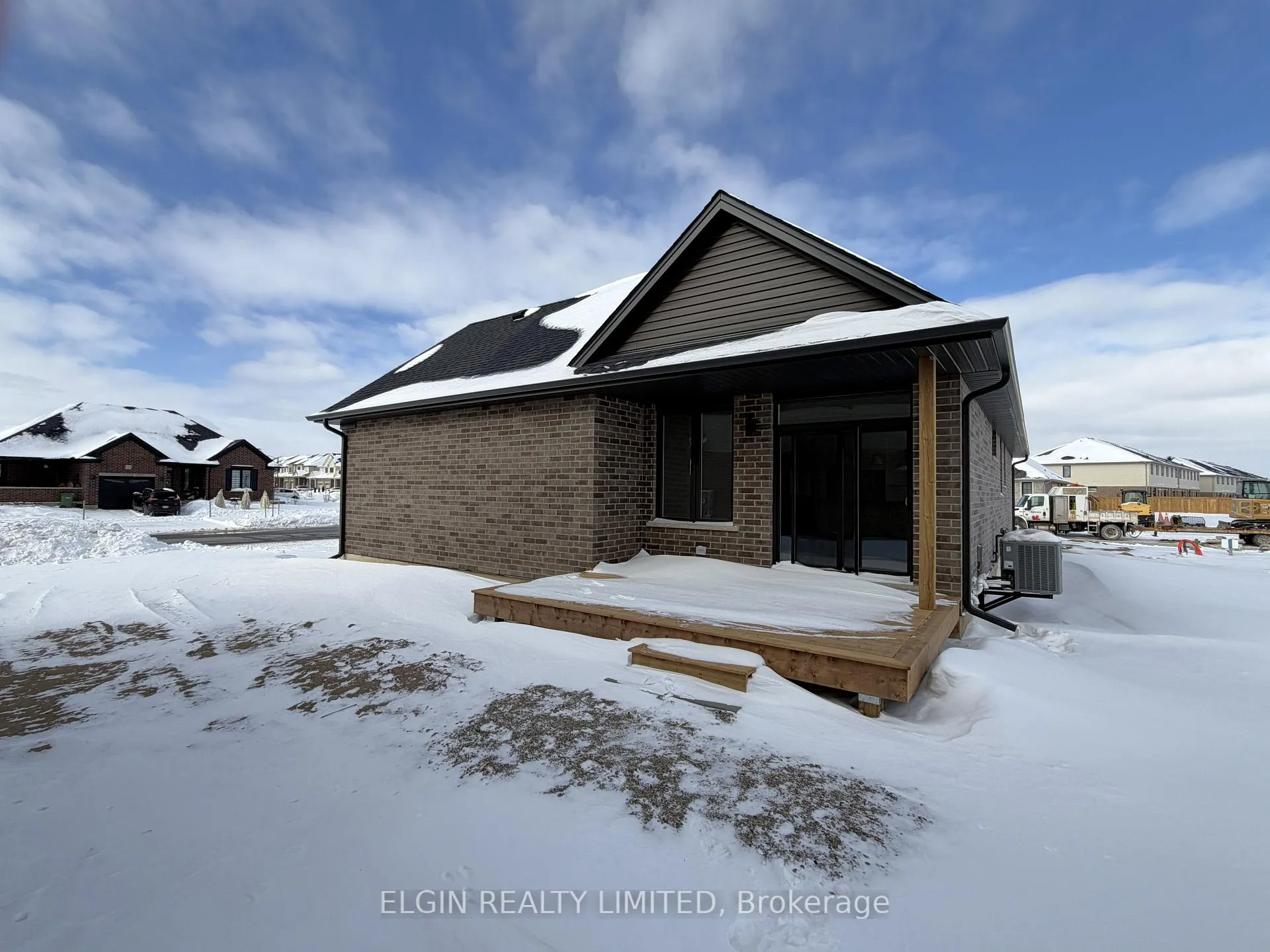 Photo 2 of 253 Renaissance Drive, St. Thomas — HOMEH