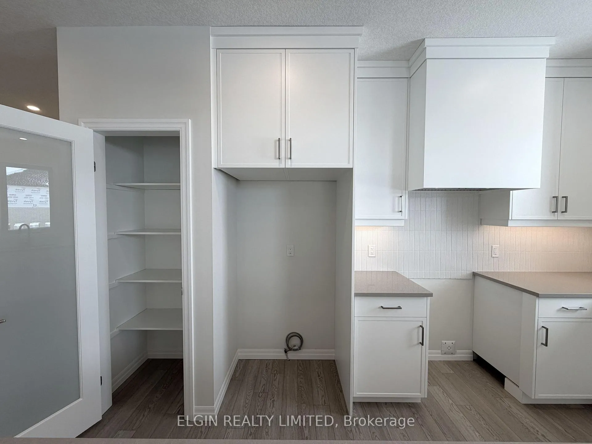 Photo 8 of 253 Renaissance Drive, St. Thomas — HOMEH