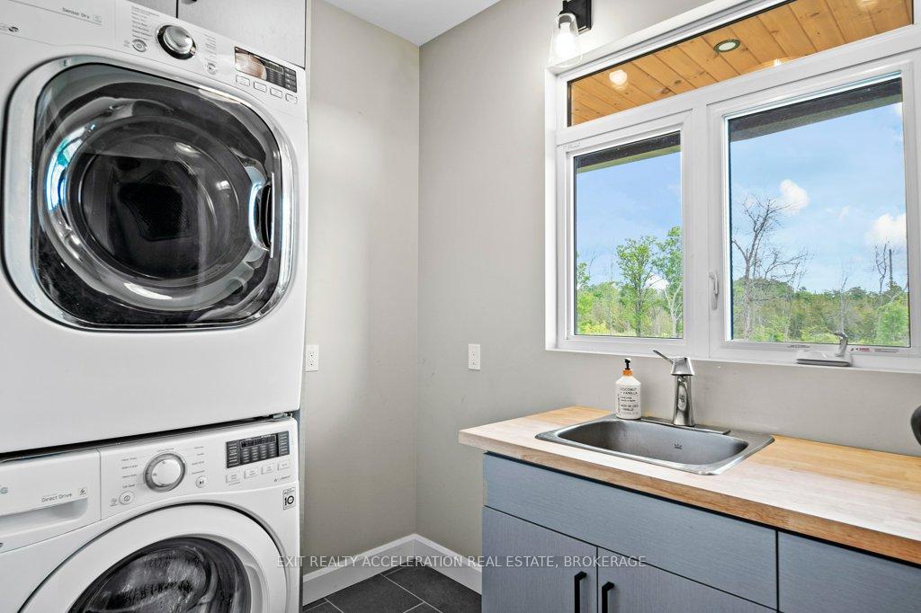 Photo 24 of 962 Irish Road, Loyalist, Lennox and Addington - South — HOMEH