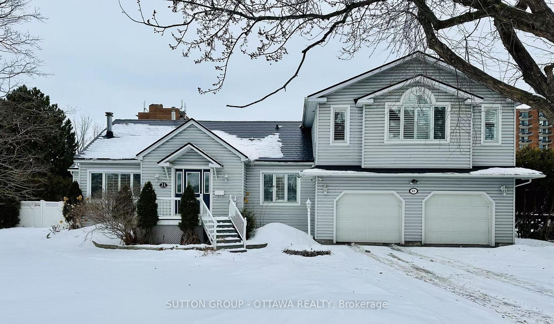 Photo 1 of 21 Granton Avenue, Ottawa, Meadowlands/St. Claire Gardens — HOMEH
