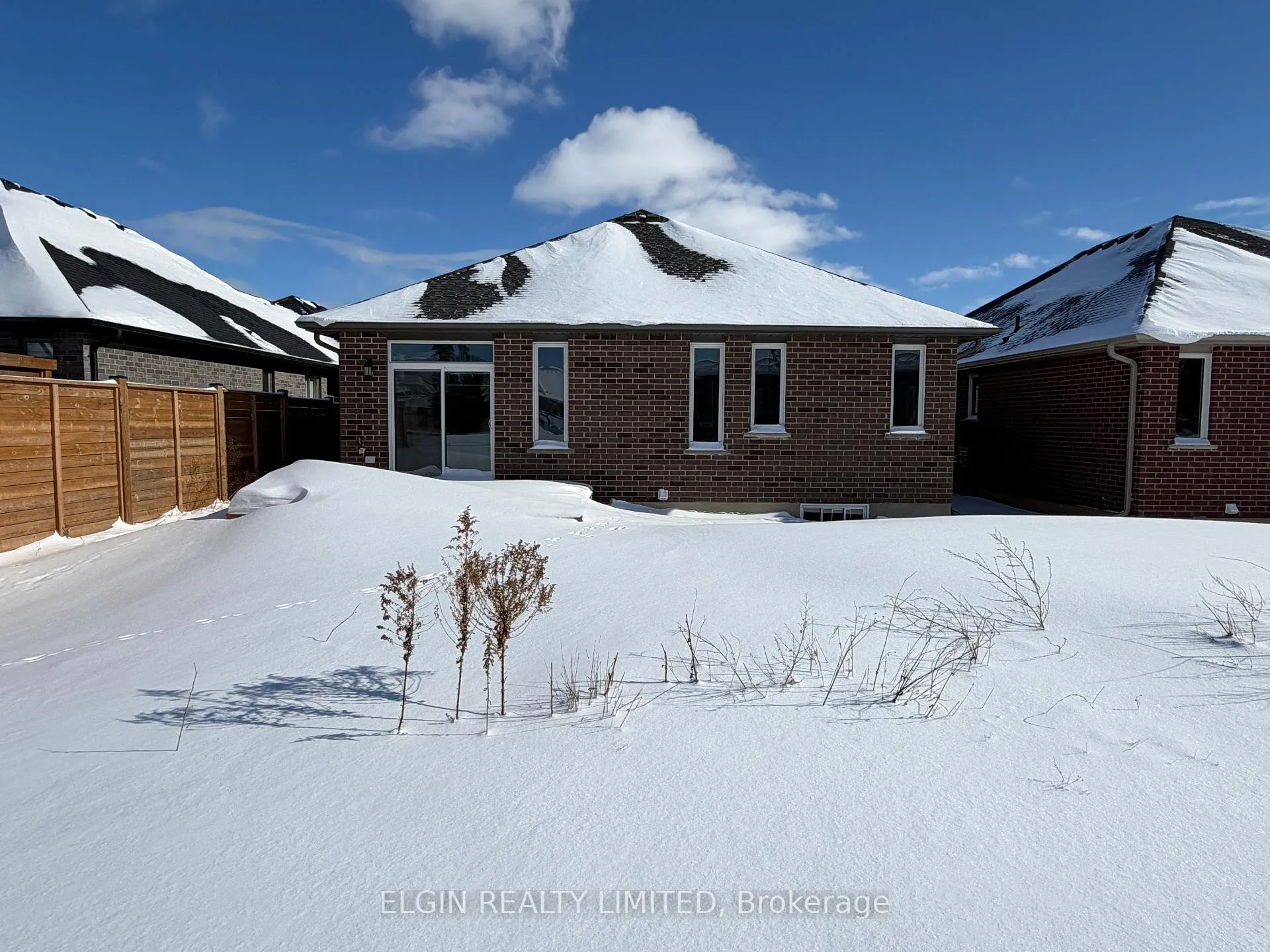 Photo 2 of 254 Renaissance Drive, St. Thomas — HOMEH