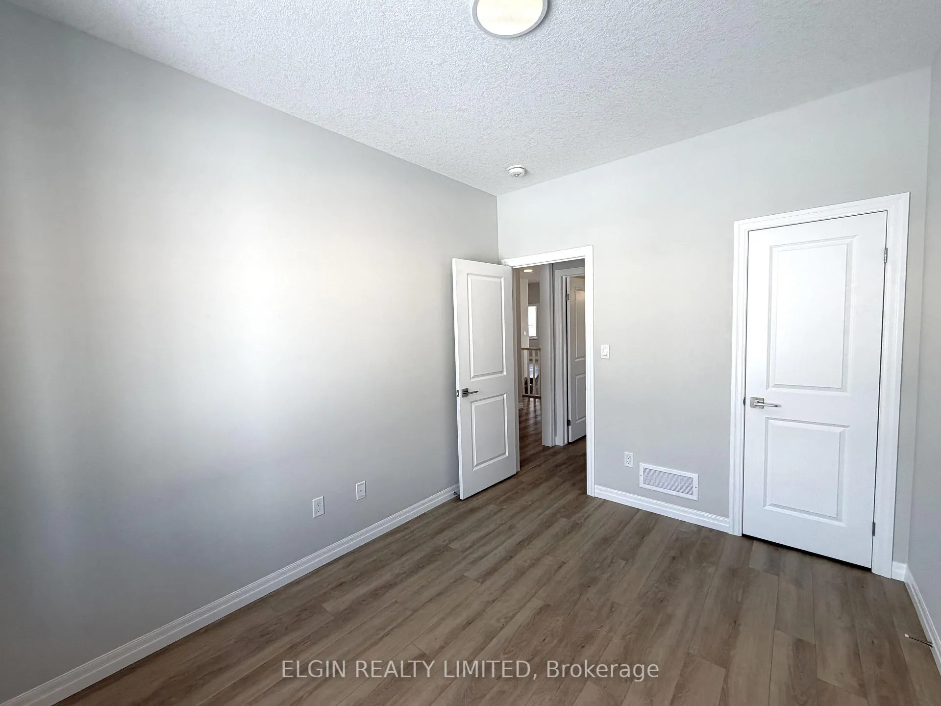 Photo 6 of 254 Renaissance Drive, St. Thomas — HOMEH