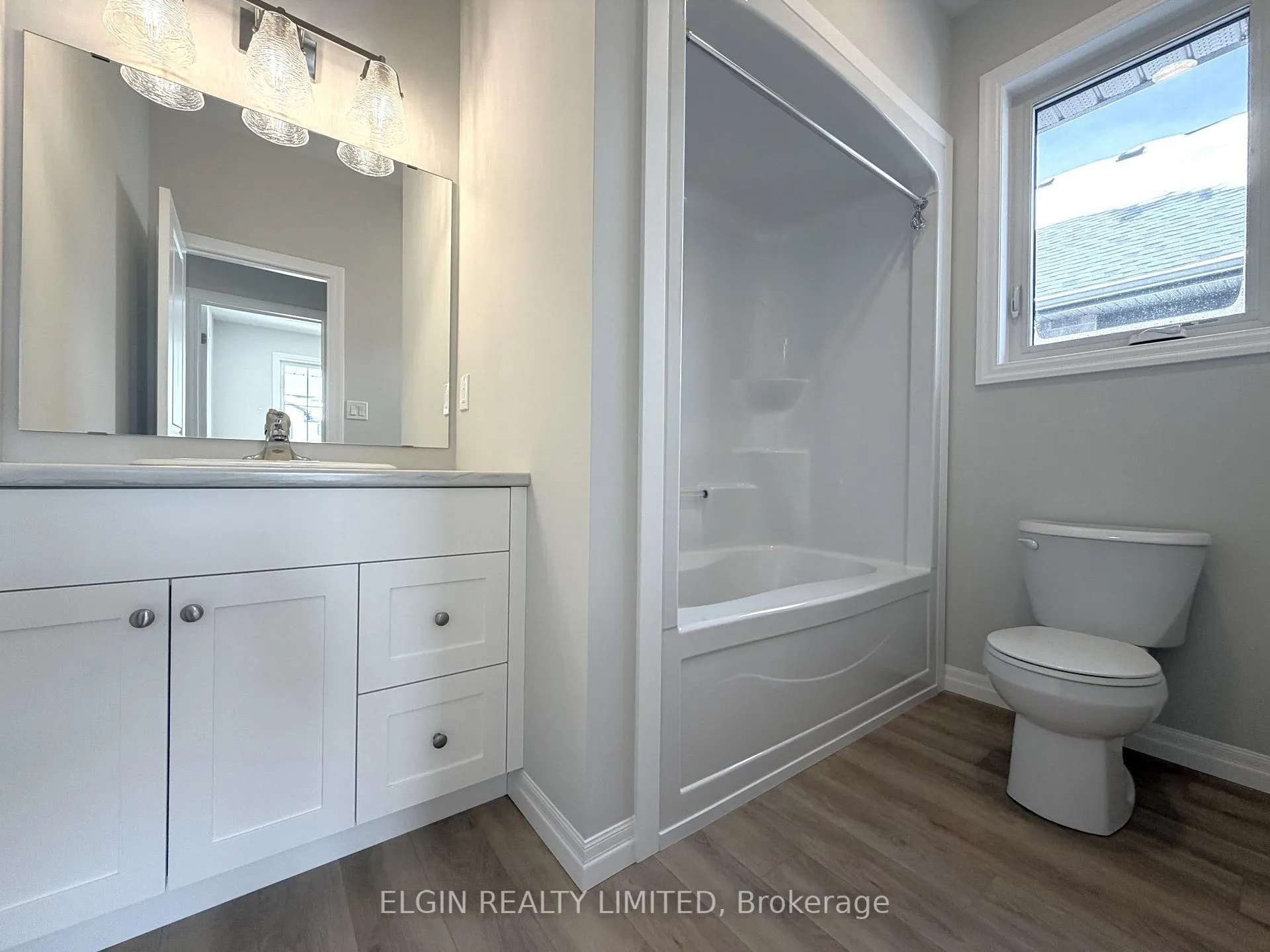 Photo 7 of 254 Renaissance Drive, St. Thomas — HOMEH