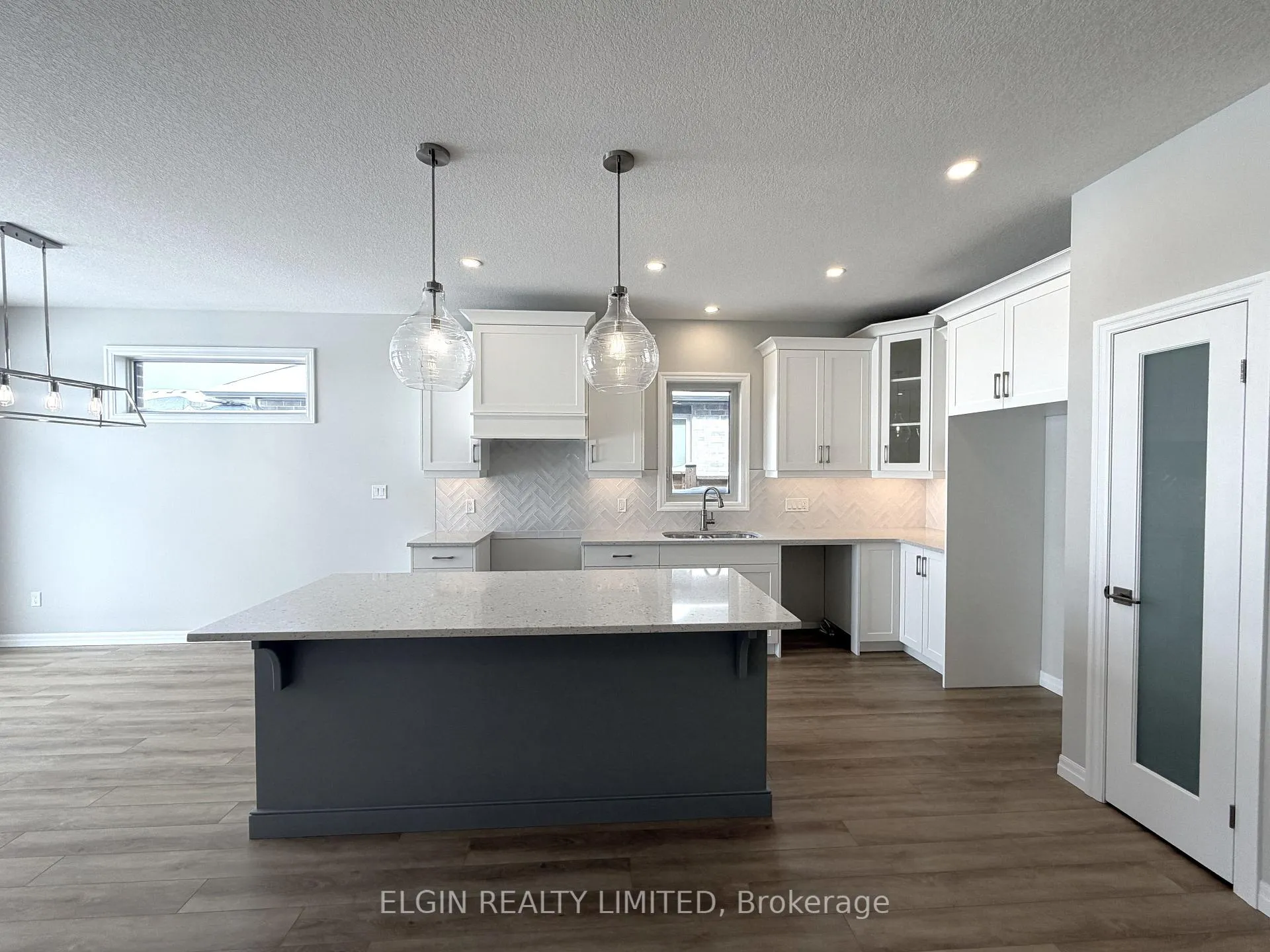 Photo 11 of 254 Renaissance Drive, St. Thomas — HOMEH