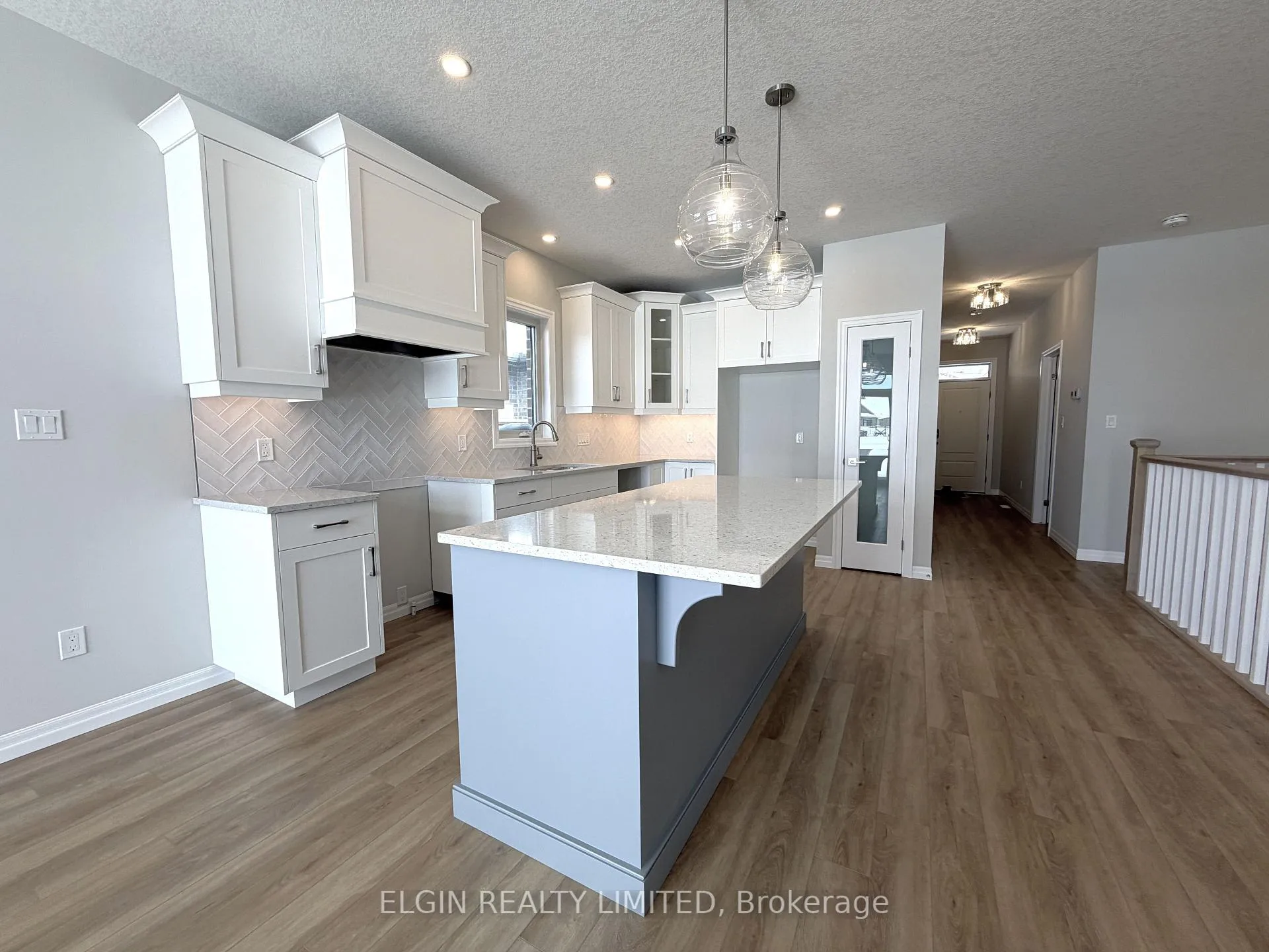 Photo 12 of 254 Renaissance Drive, St. Thomas — HOMEH
