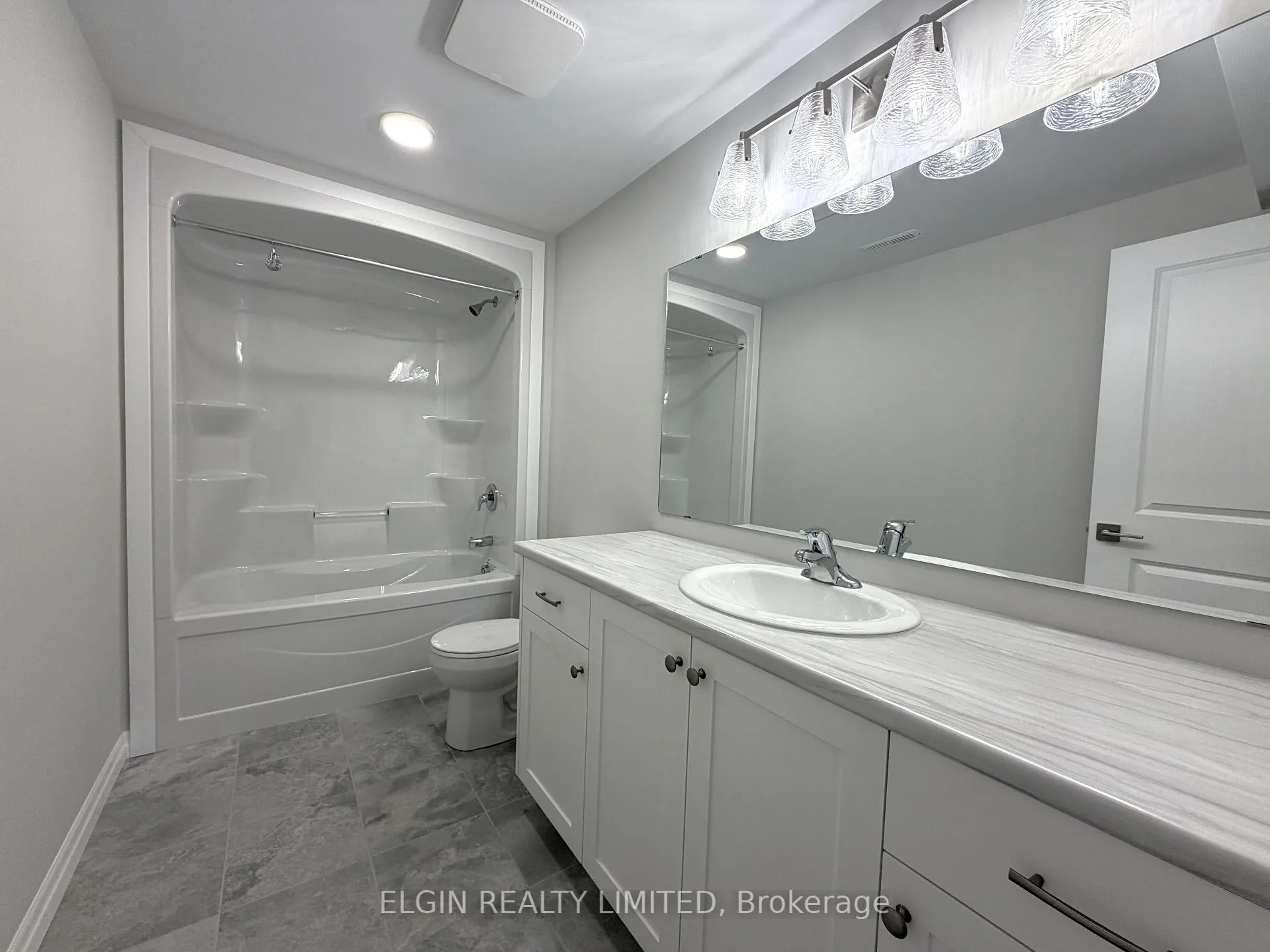 Photo 26 of 254 Renaissance Drive, St. Thomas — HOMEH