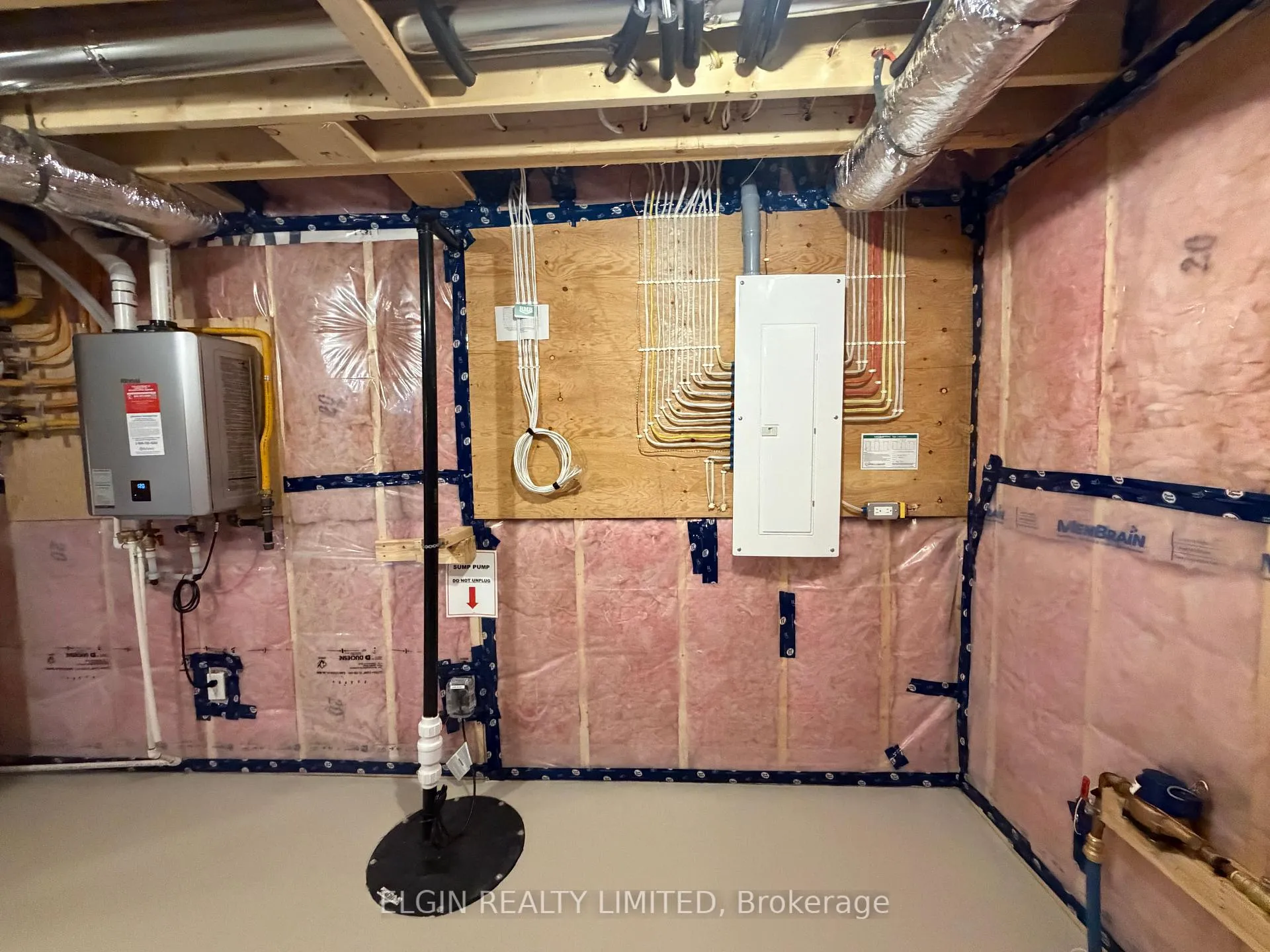 Photo 30 of 254 Renaissance Drive, St. Thomas — HOMEH