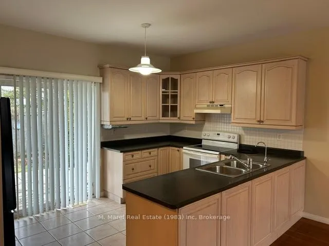 Photo 2 of Unit 20, 20 Kitty Murray Lane, Hamilton, Meadowlands — HOMEH