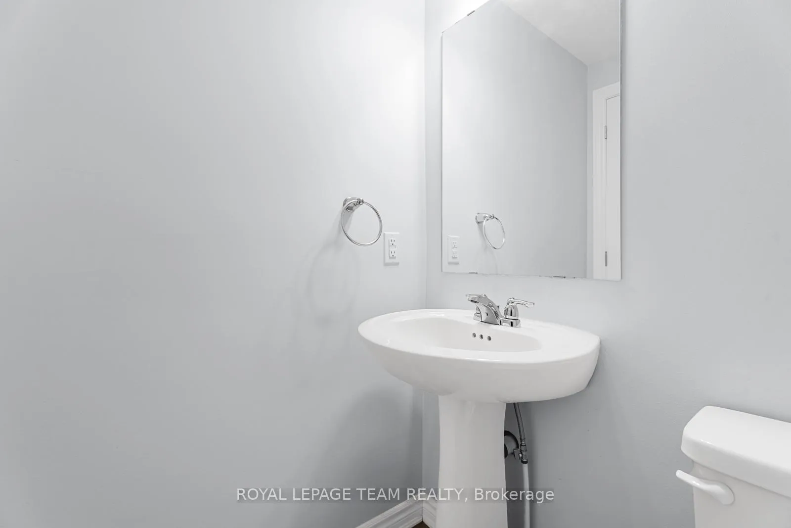 Photo 4 of 536 Culdaff Road, Ottawa, Stittsville (North) — HOMEH