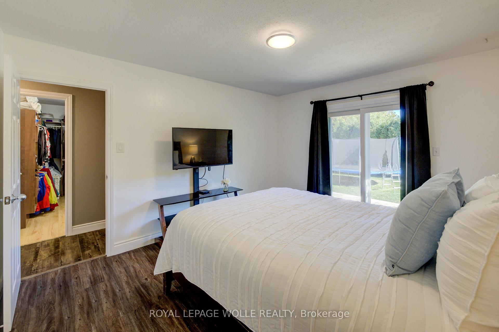 Photo 20 of 127 Jansen Avenue, Kitchener — HOMEH