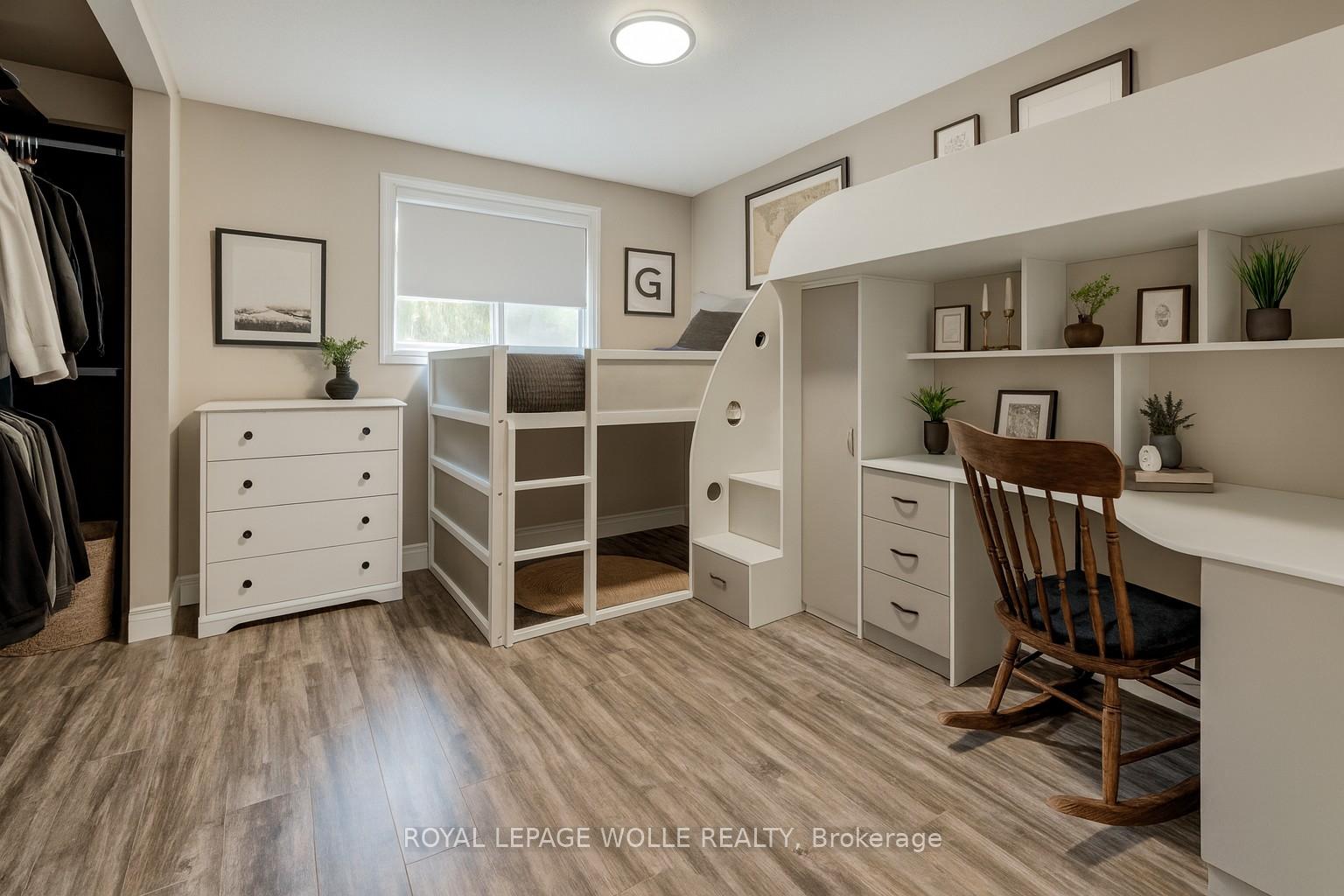 Photo 21 of 127 Jansen Avenue, Kitchener — HOMEH