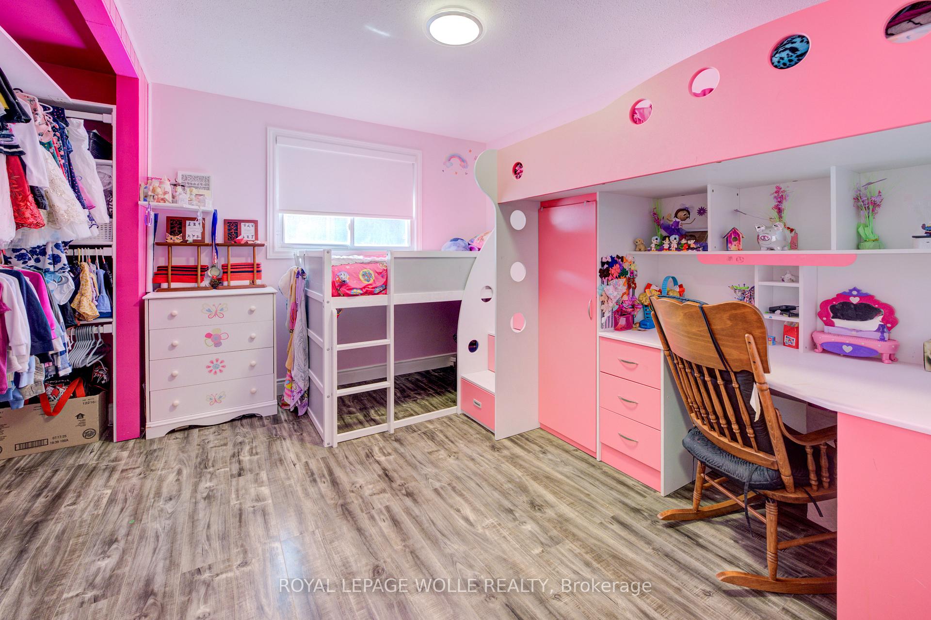 Photo 22 of 127 Jansen Avenue, Kitchener — HOMEH