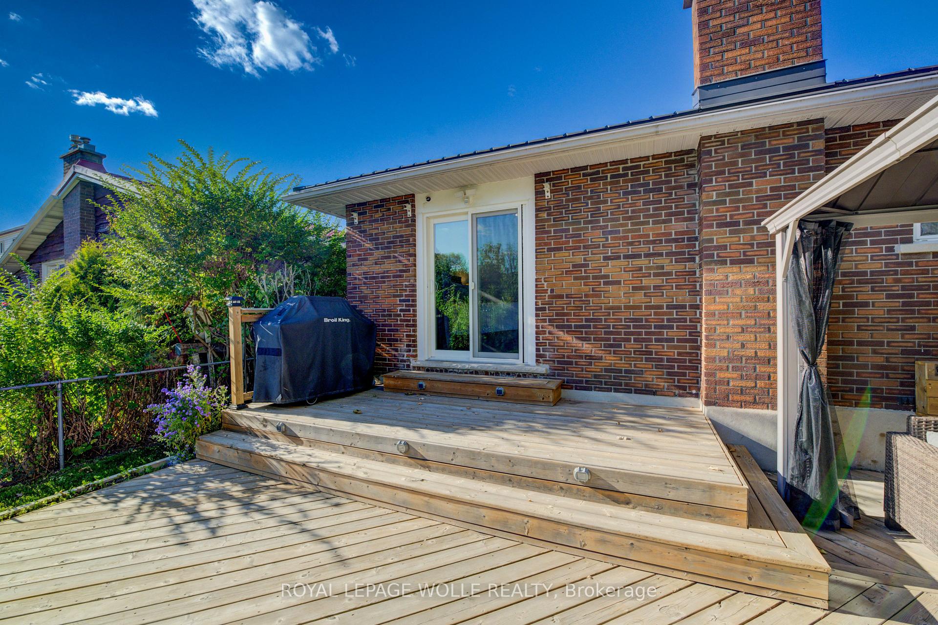 Photo 35 of 127 Jansen Avenue, Kitchener — HOMEH