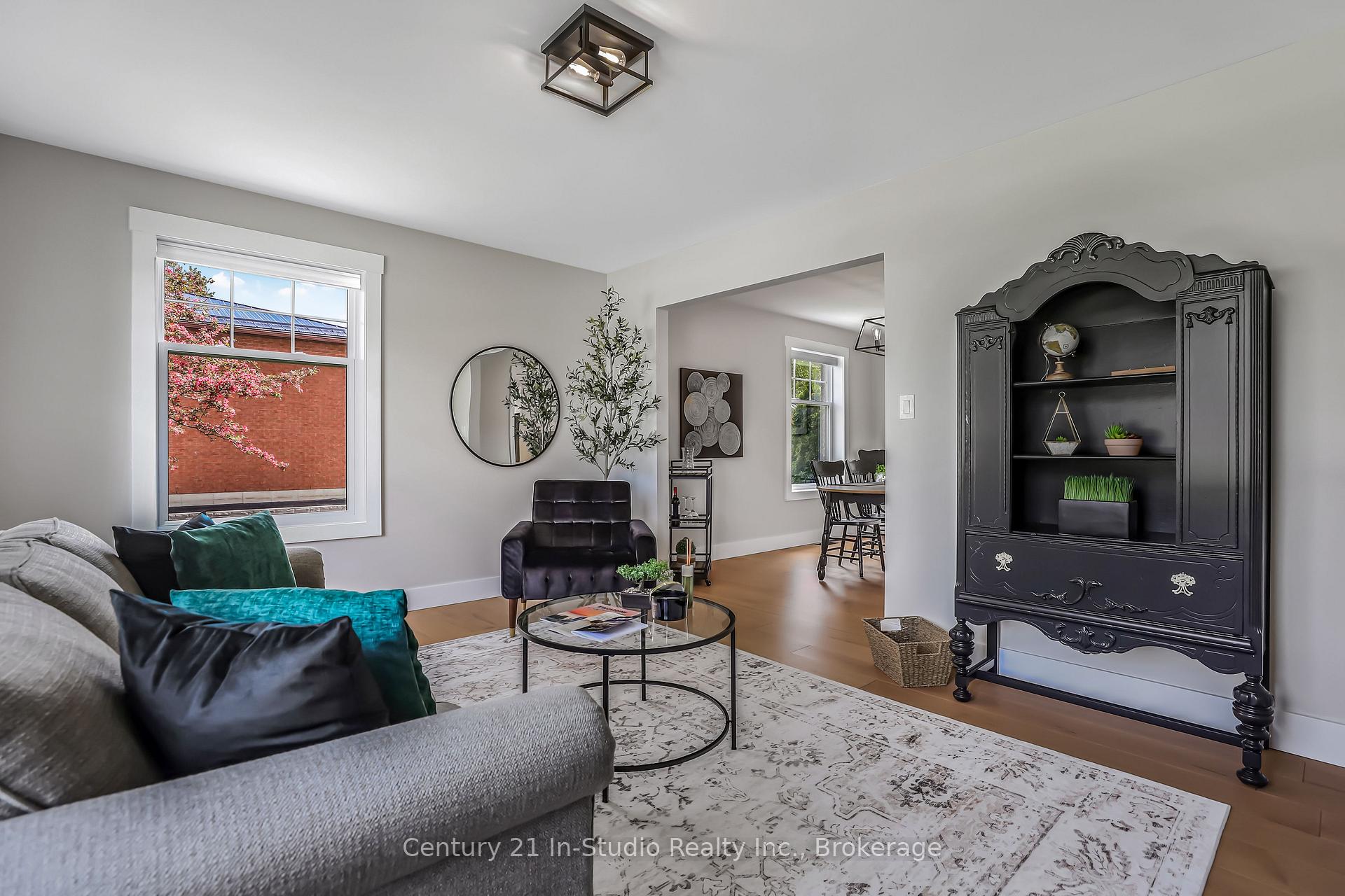 Photo 12 of 20 Smith Street, Kincardine — HOMEH