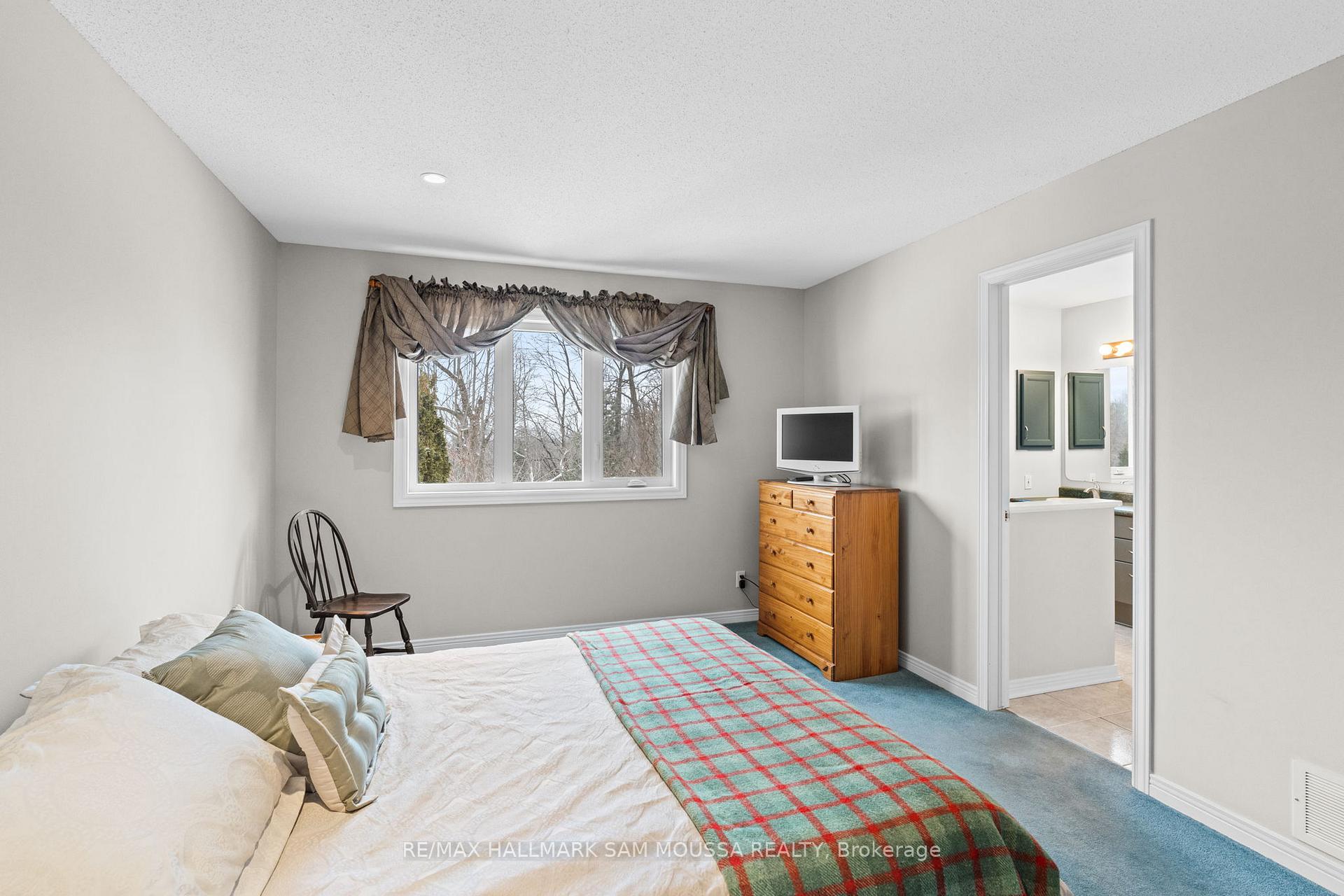 Photo 21 of 63 Rhapsody Lane, Ottawa, Hunt Club Woods — HOMEH