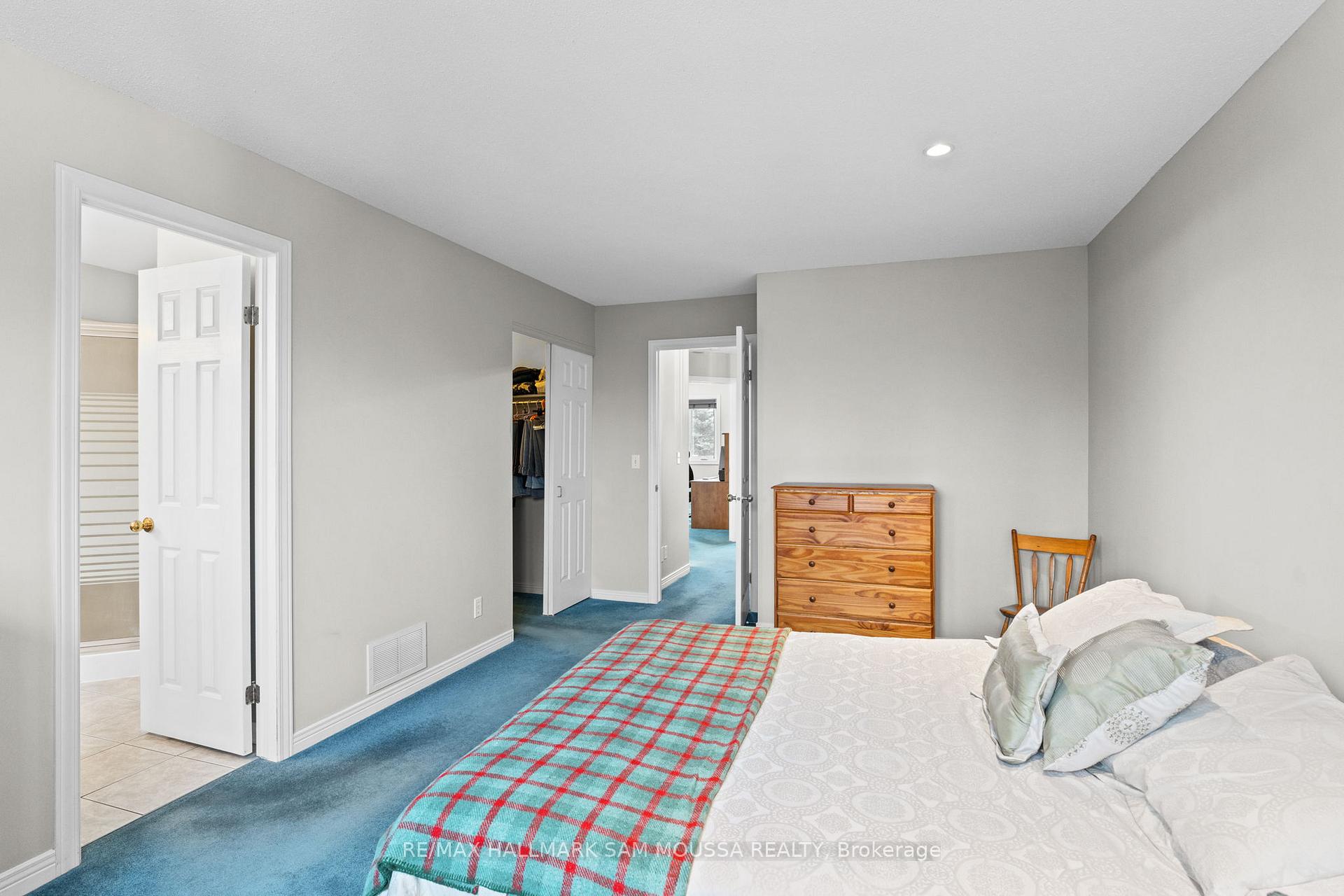 Photo 22 of 63 Rhapsody Lane, Ottawa, Hunt Club Woods — HOMEH