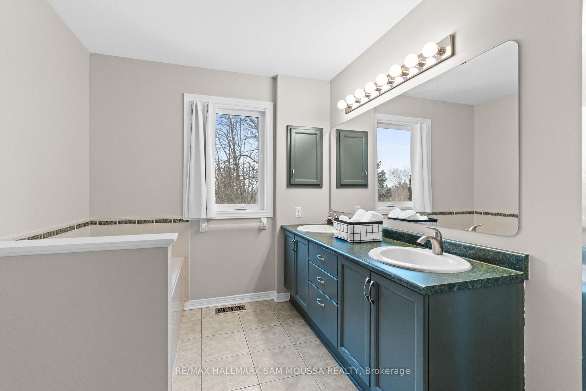 Photo 23 of 63 Rhapsody Lane, Ottawa, Hunt Club Woods — HOMEH