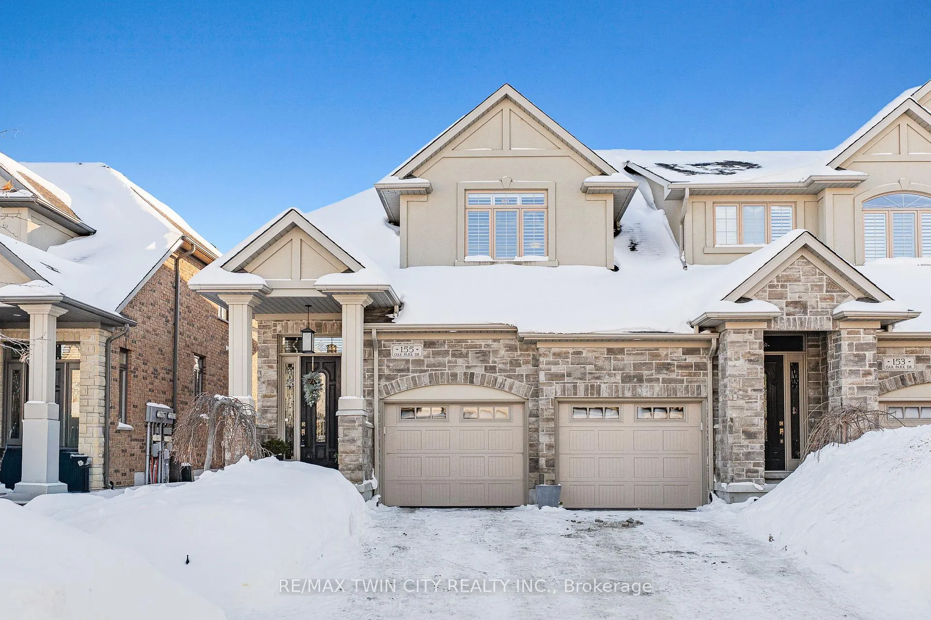 Photo 2 of 155 Oak Park Drive, Waterloo — HOMEH