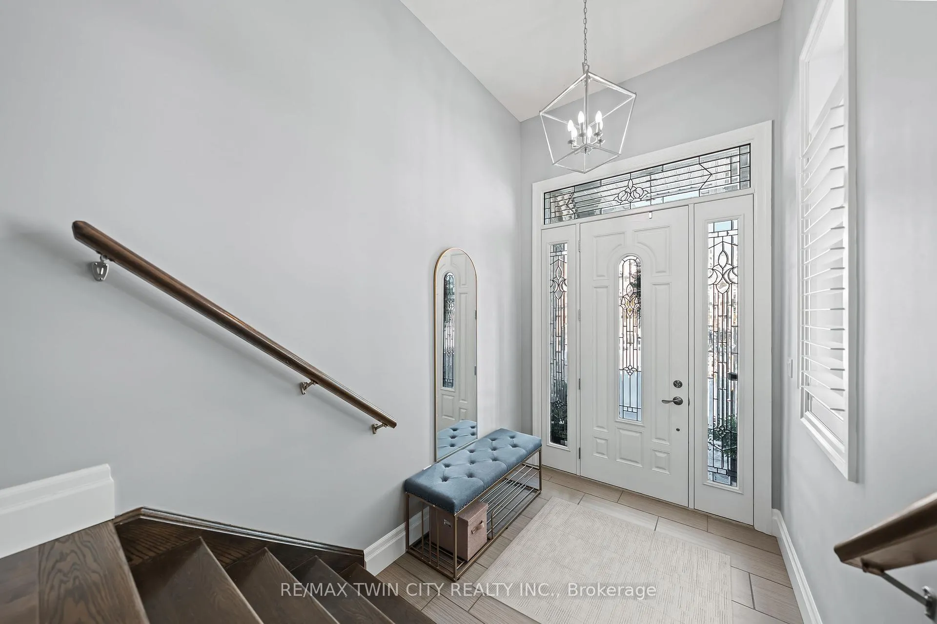 Photo 6 of 155 Oak Park Drive, Waterloo — HOMEH