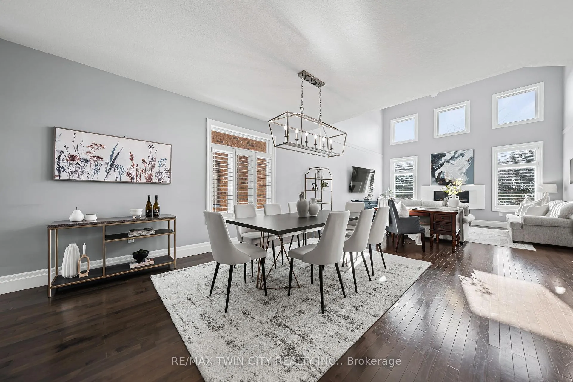 Photo 10 of 155 Oak Park Drive, Waterloo — HOMEH