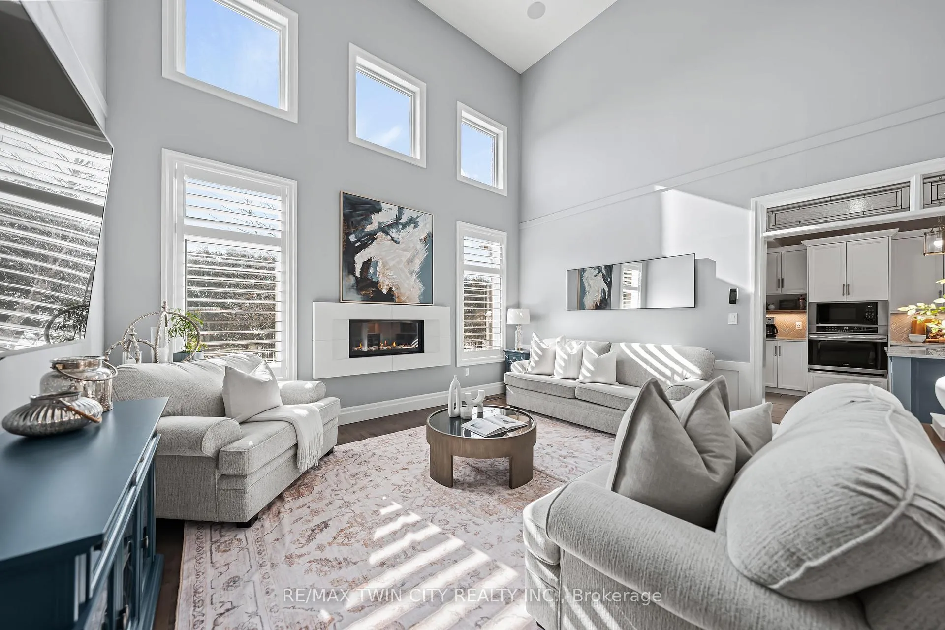 Photo 25 of 155 Oak Park Drive, Waterloo — HOMEH