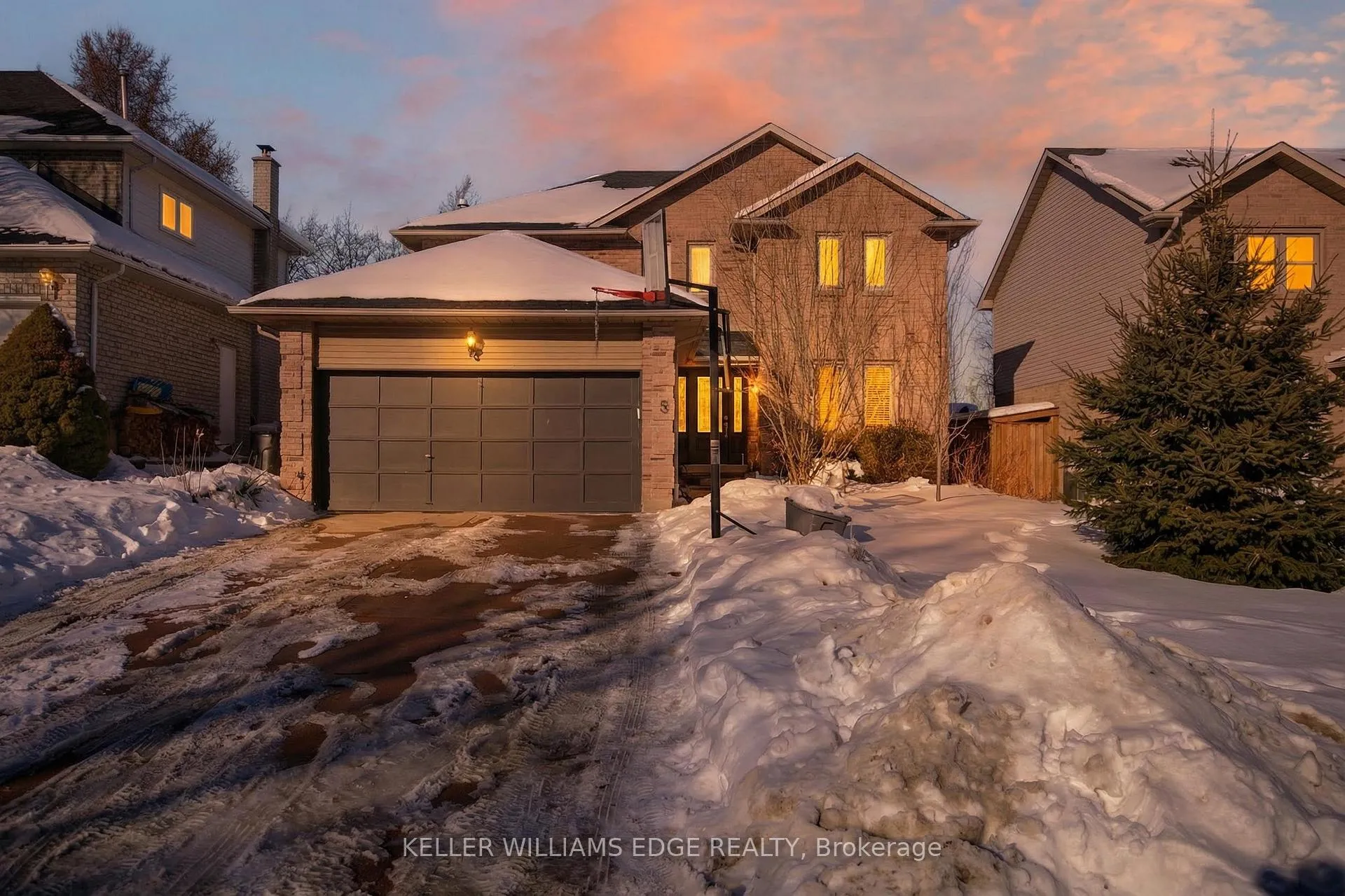 Photo 1 of 5 Giffin Road, Hamilton, Dundas — HOMEH