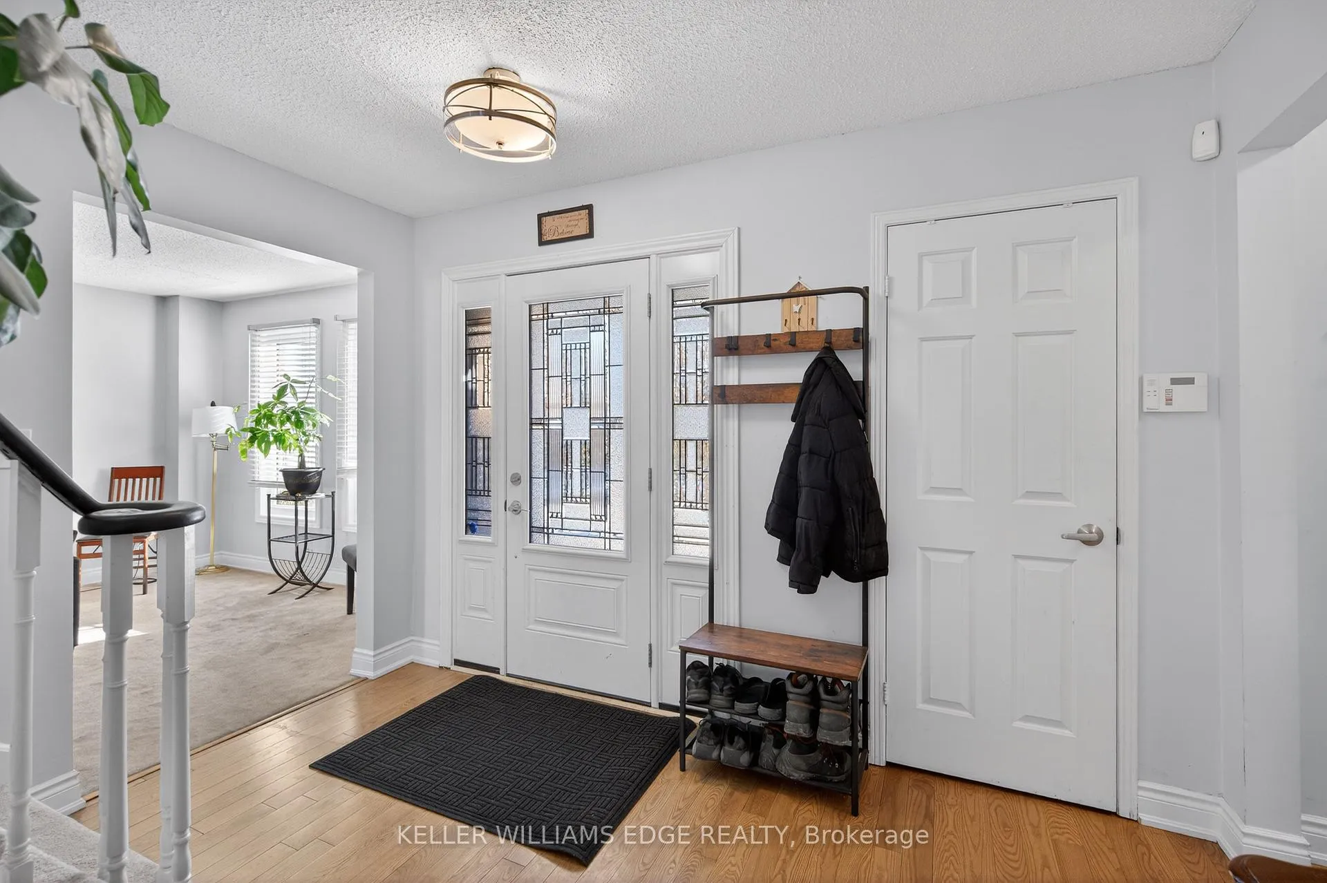 Photo 3 of 5 Giffin Road, Hamilton, Dundas — HOMEH