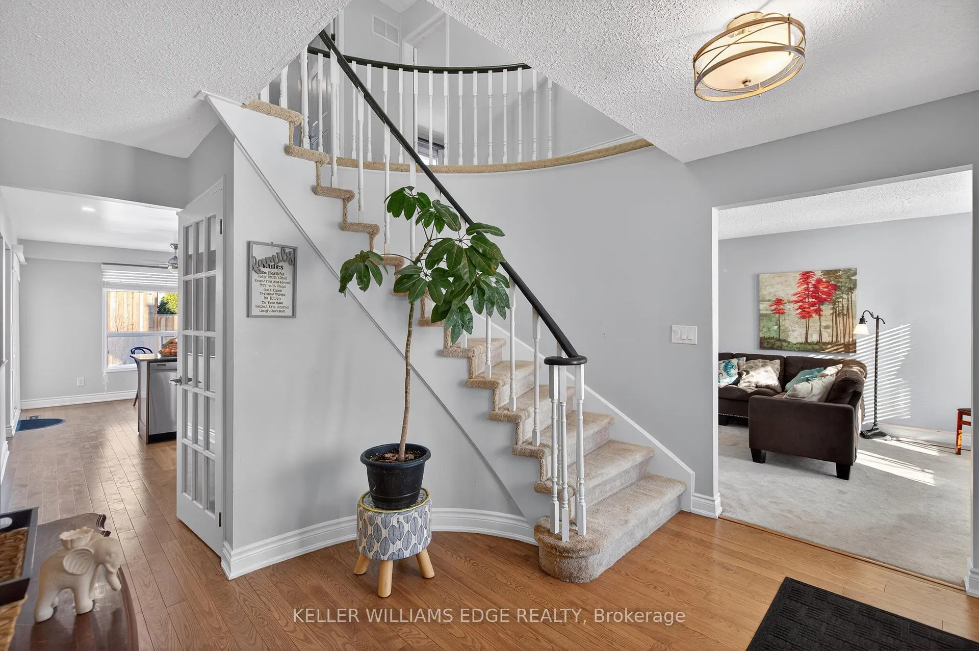Photo 4 of 5 Giffin Road, Hamilton, Dundas — HOMEH