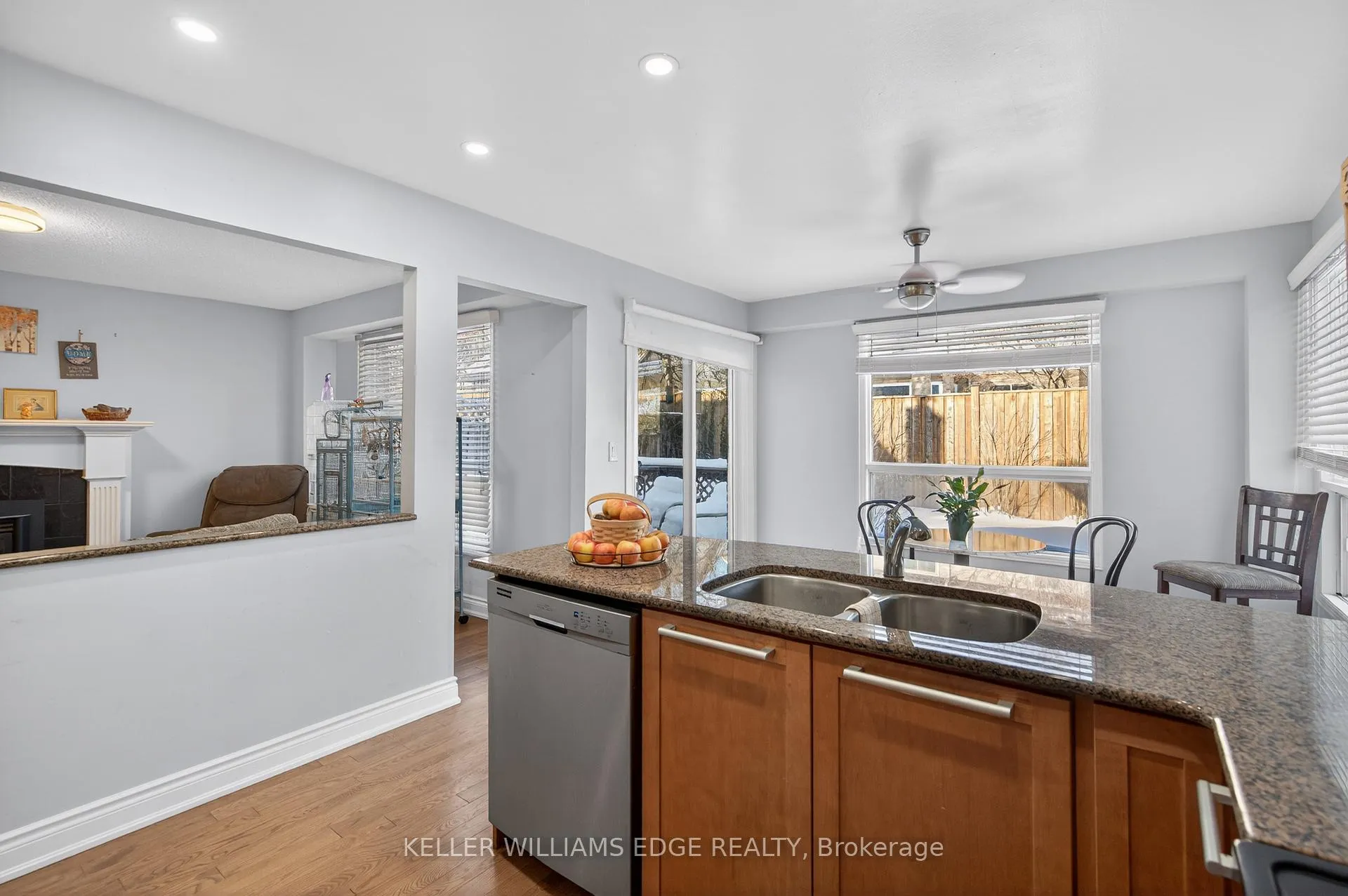 Photo 12 of 5 Giffin Road, Hamilton, Dundas — HOMEH