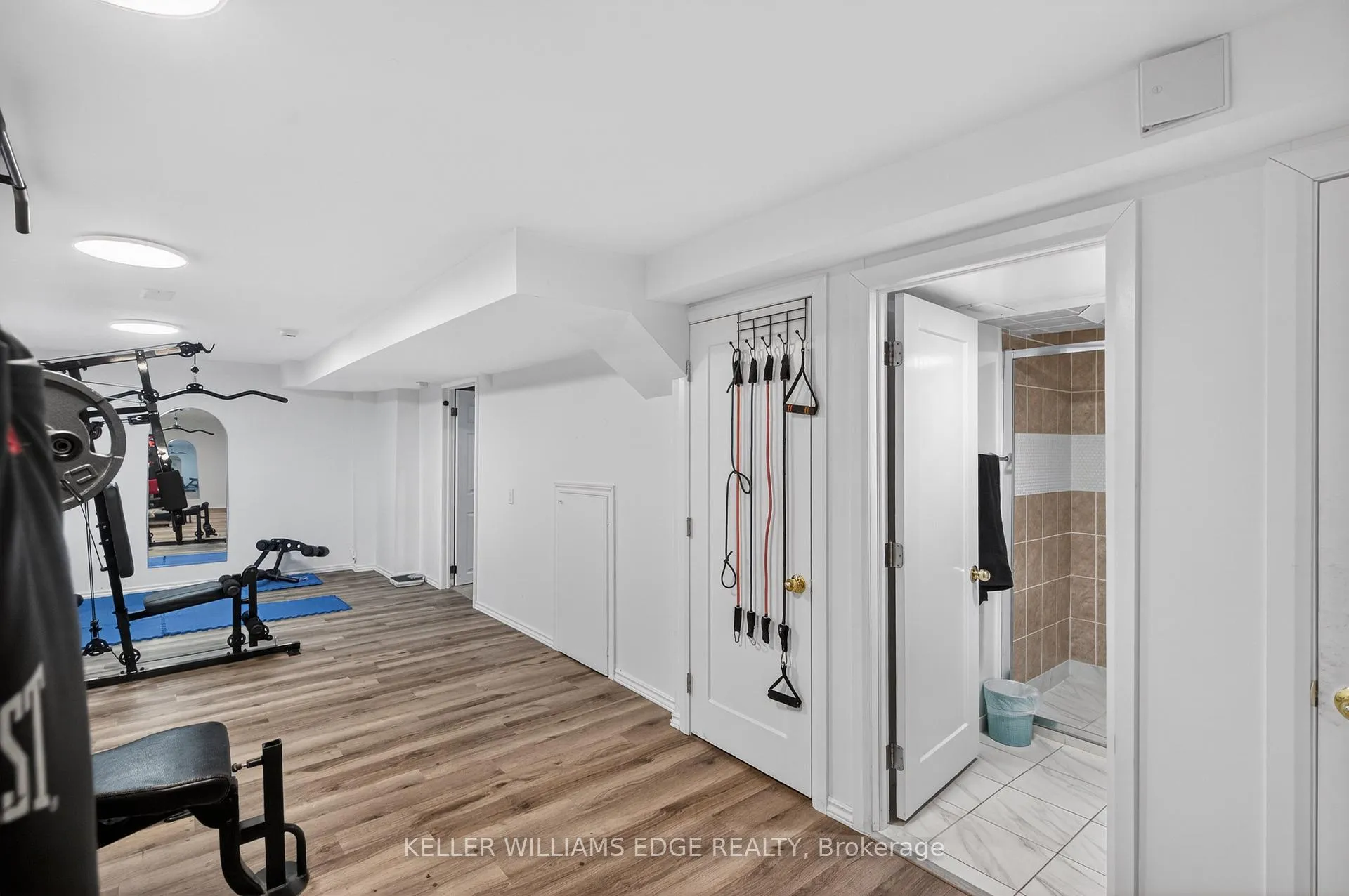 Photo 38 of 5 Giffin Road, Hamilton, Dundas — HOMEH