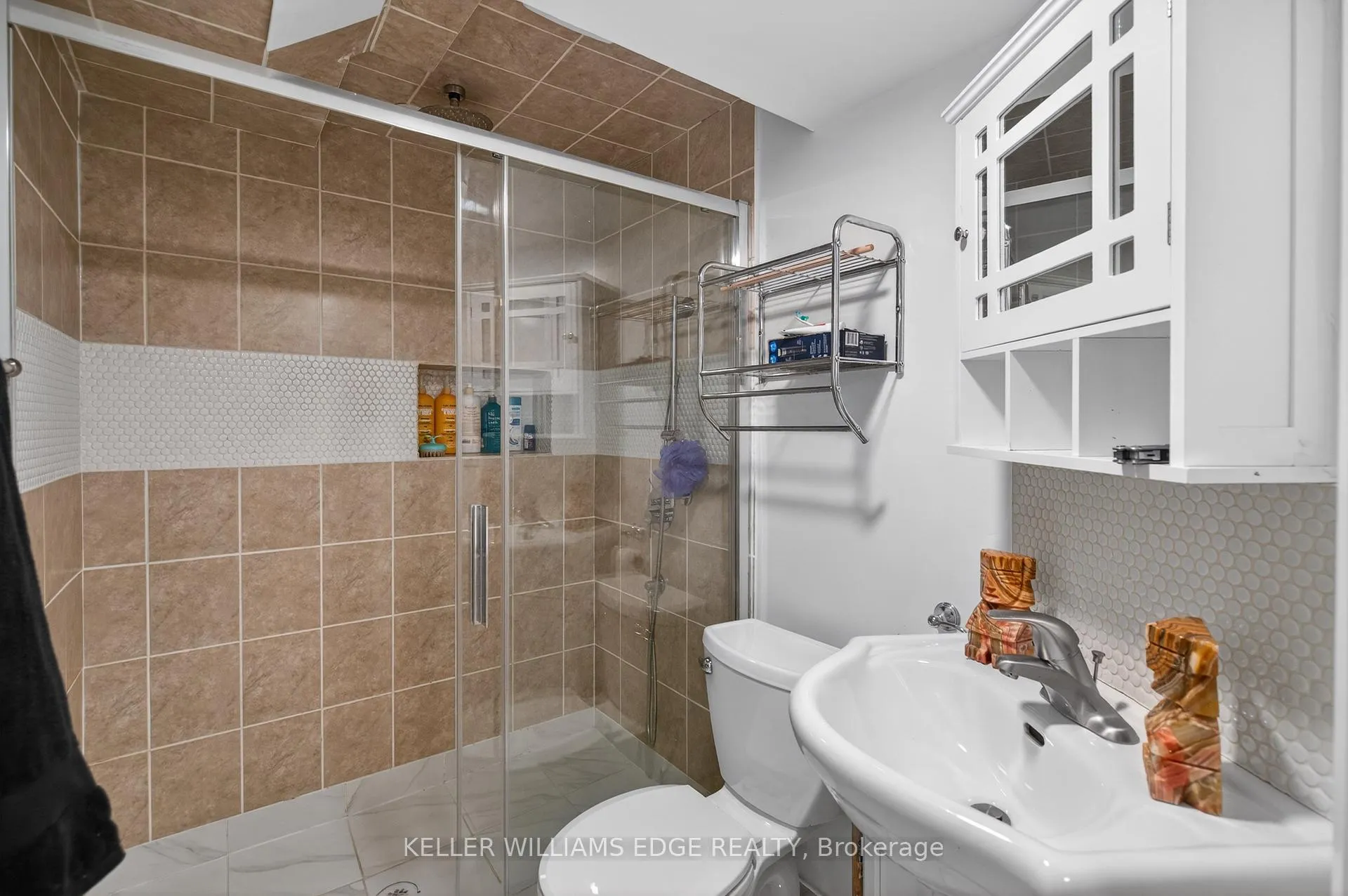 Photo 39 of 5 Giffin Road, Hamilton, Dundas — HOMEH