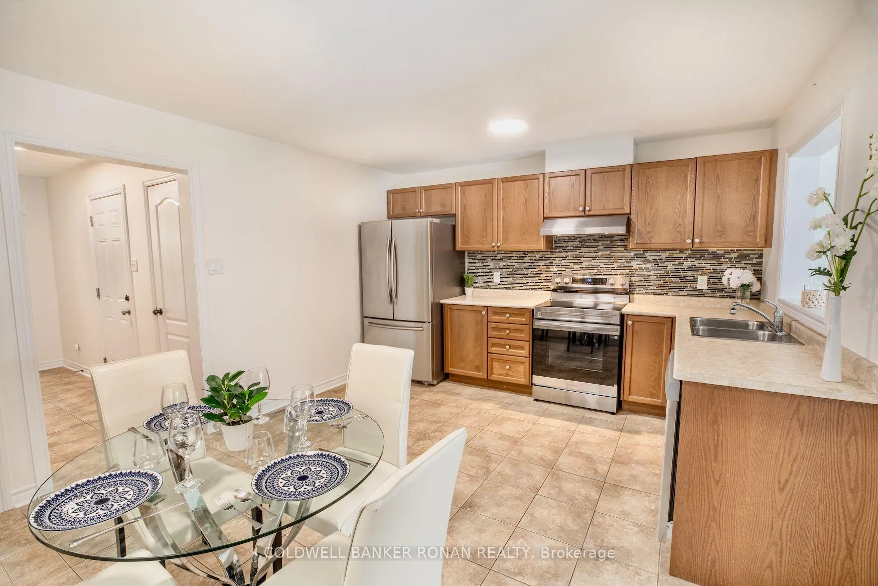 Photo 7 of 115 Banting Crescent, Essa, Angus — HOMEH