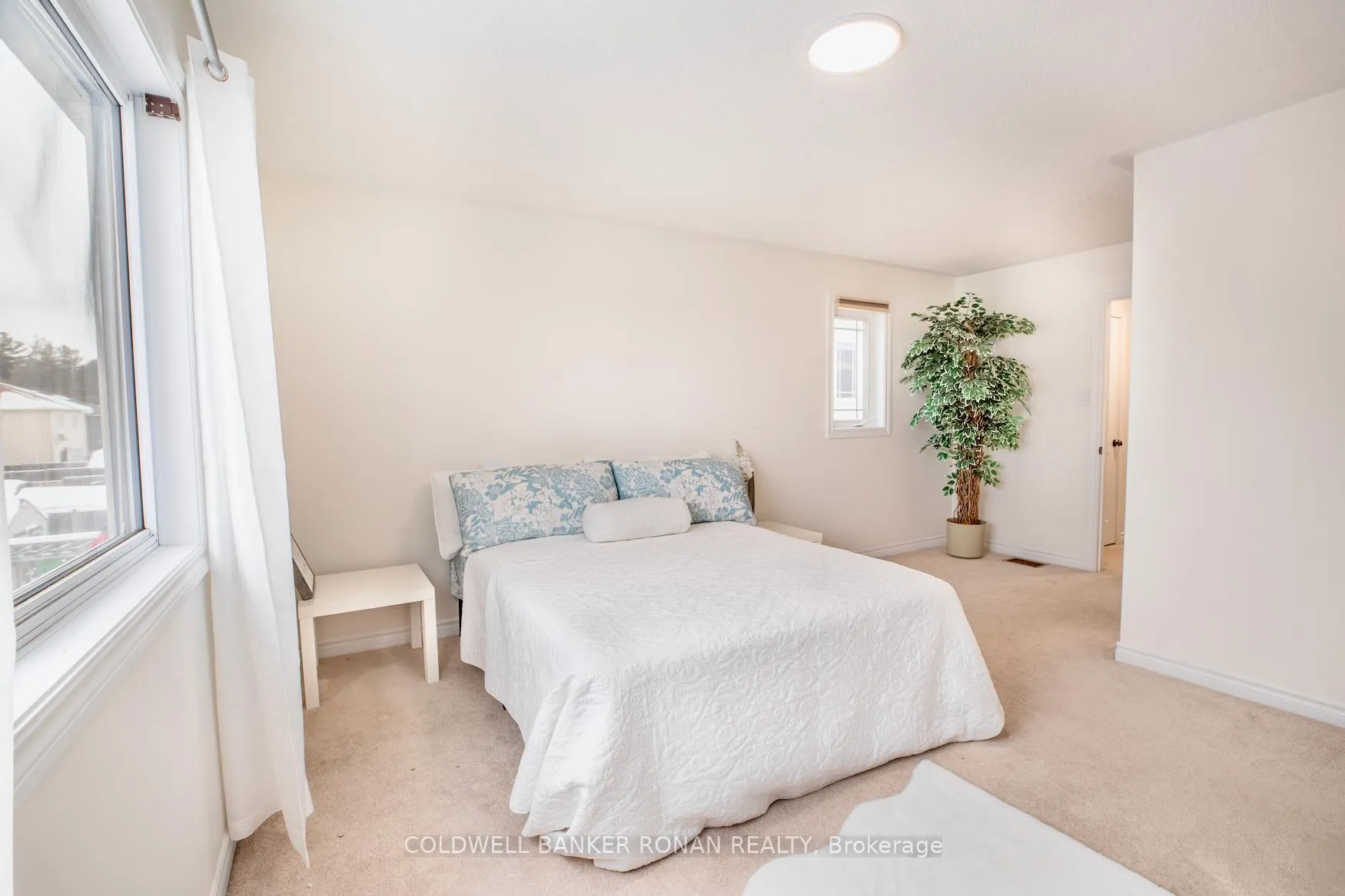 Photo 16 of 115 Banting Crescent, Essa, Angus — HOMEH