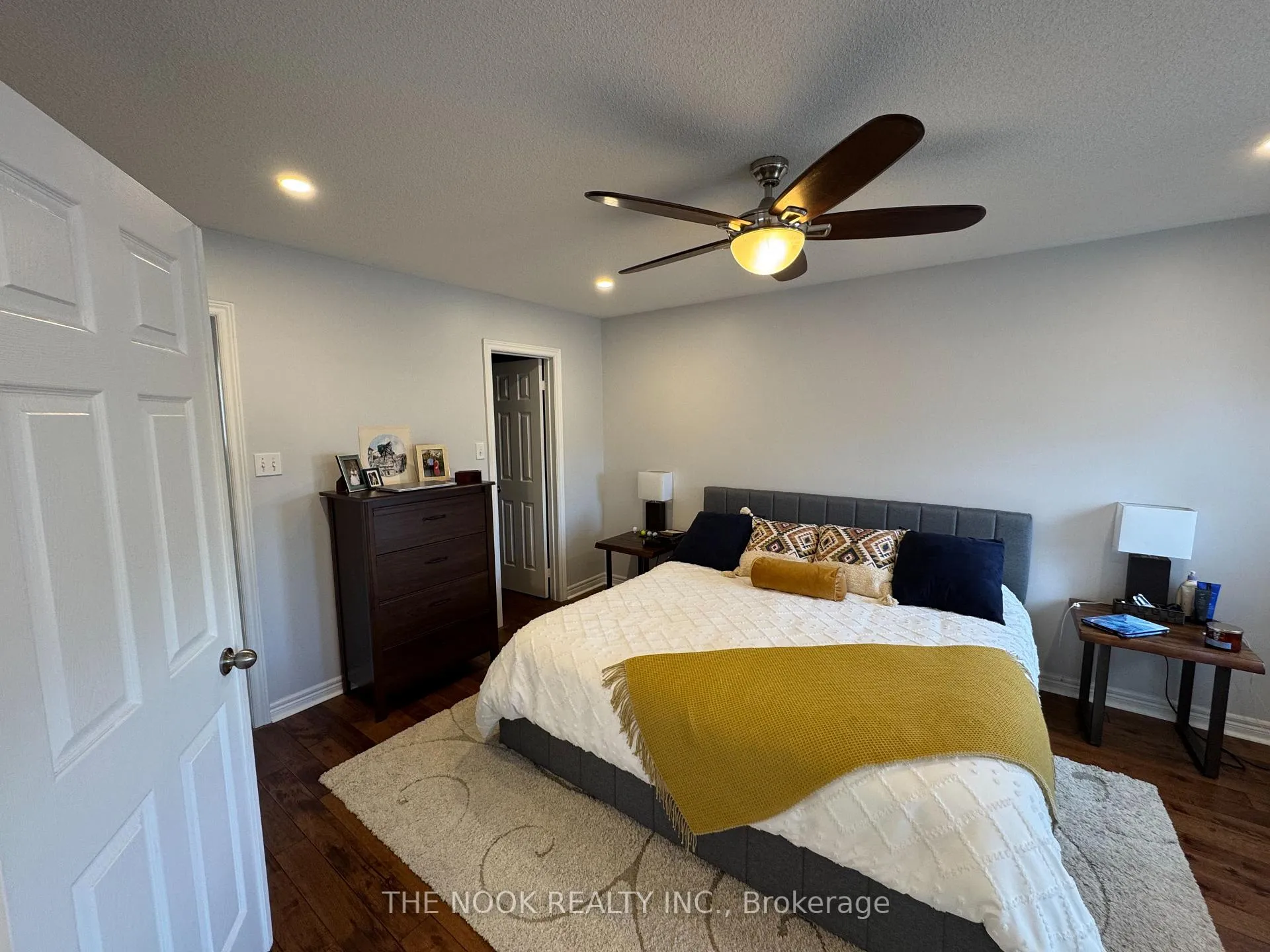 Photo 12 of 171 Willowbrook Drive, Whitby, Pringle Creek — HOMEH