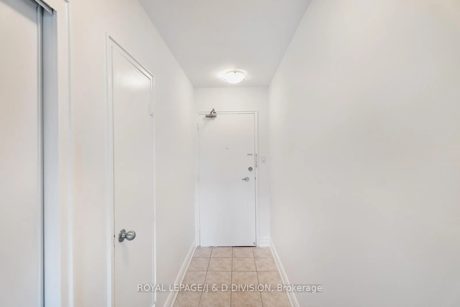 Photo 10 of Unit 34, 494 Avenue Road, Toronto, Forest Hill South — HOMEH