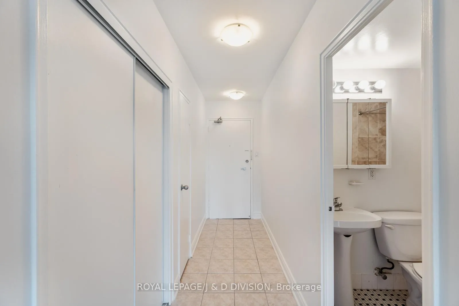Photo 12 of Unit 34, 494 Avenue Road, Toronto, Forest Hill South — HOMEH