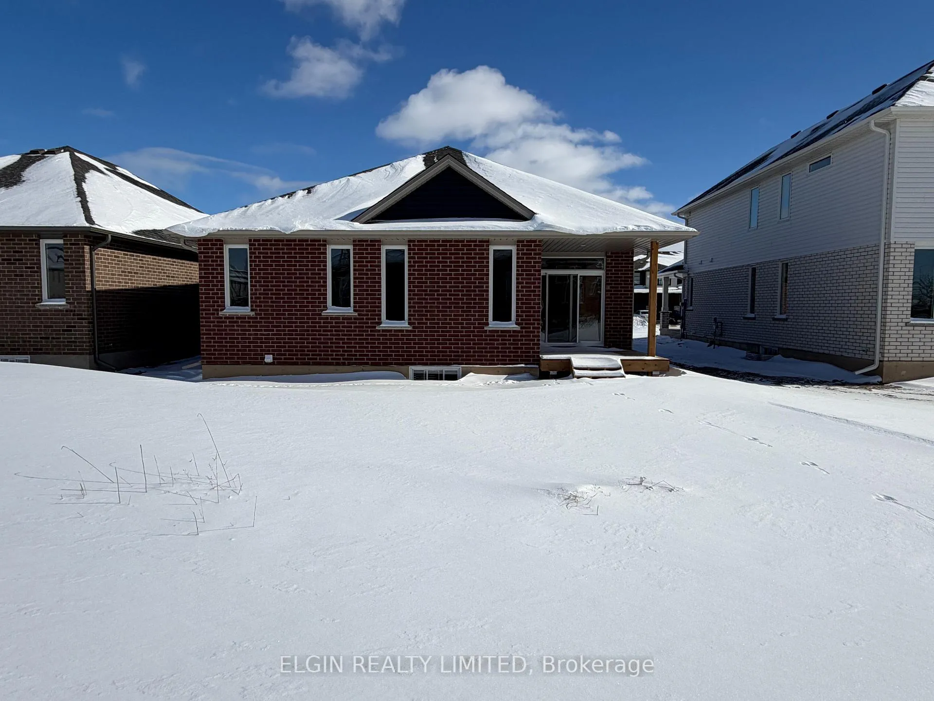 Photo 2 of 256 Renaissance Drive, St. Thomas — HOMEH