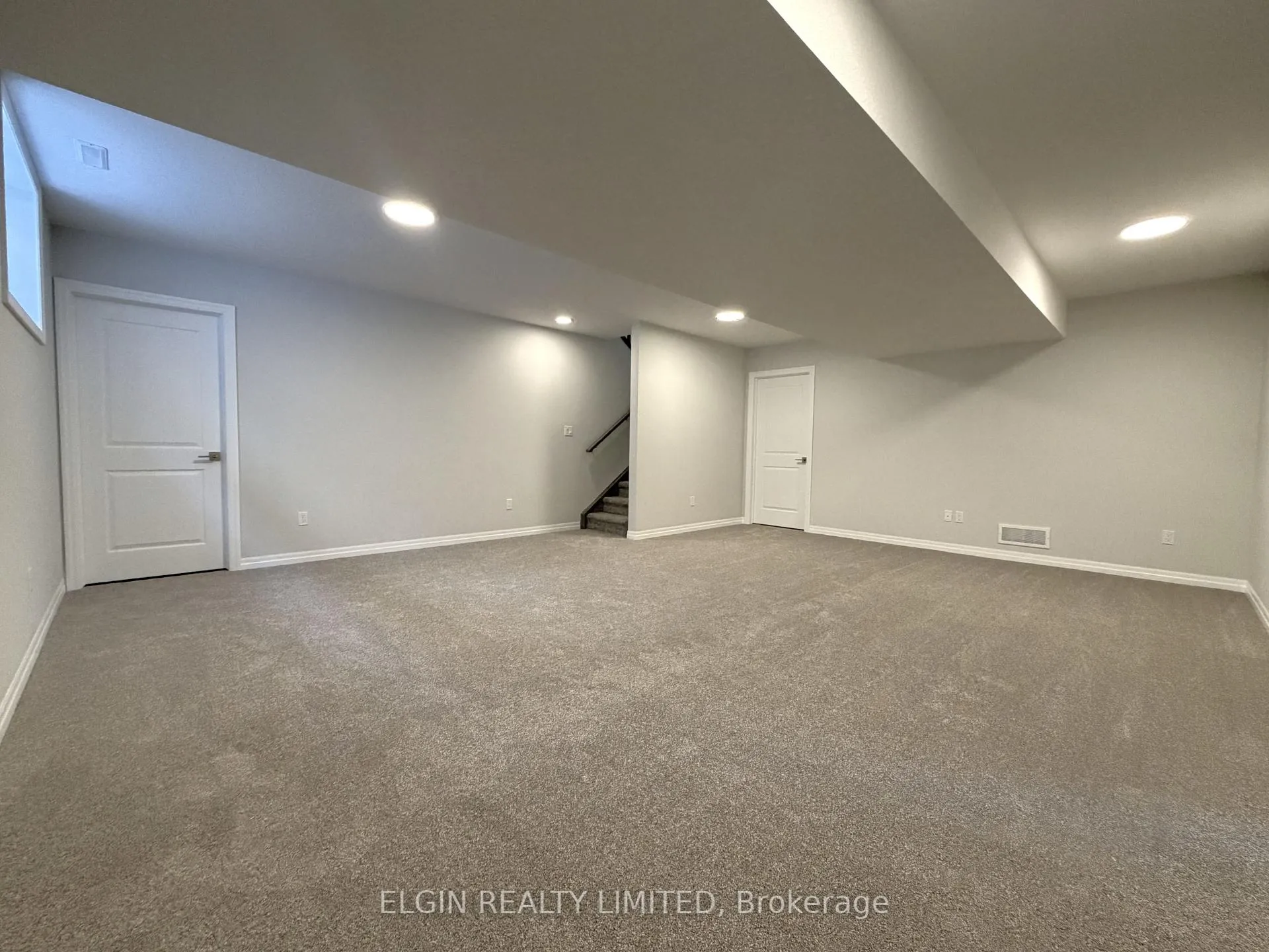 Photo 23 of 256 Renaissance Drive, St. Thomas — HOMEH