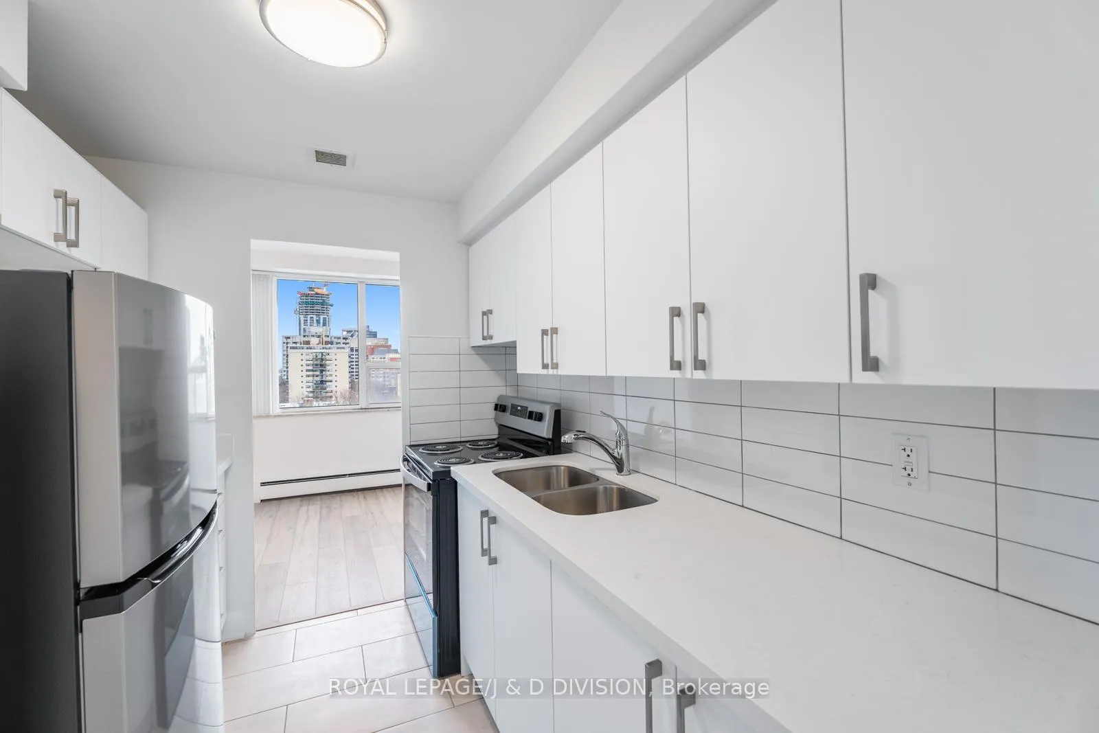 Photo 15 of Unit 1002, 484 Avenue Road, Toronto, Forest Hill South — HOMEH