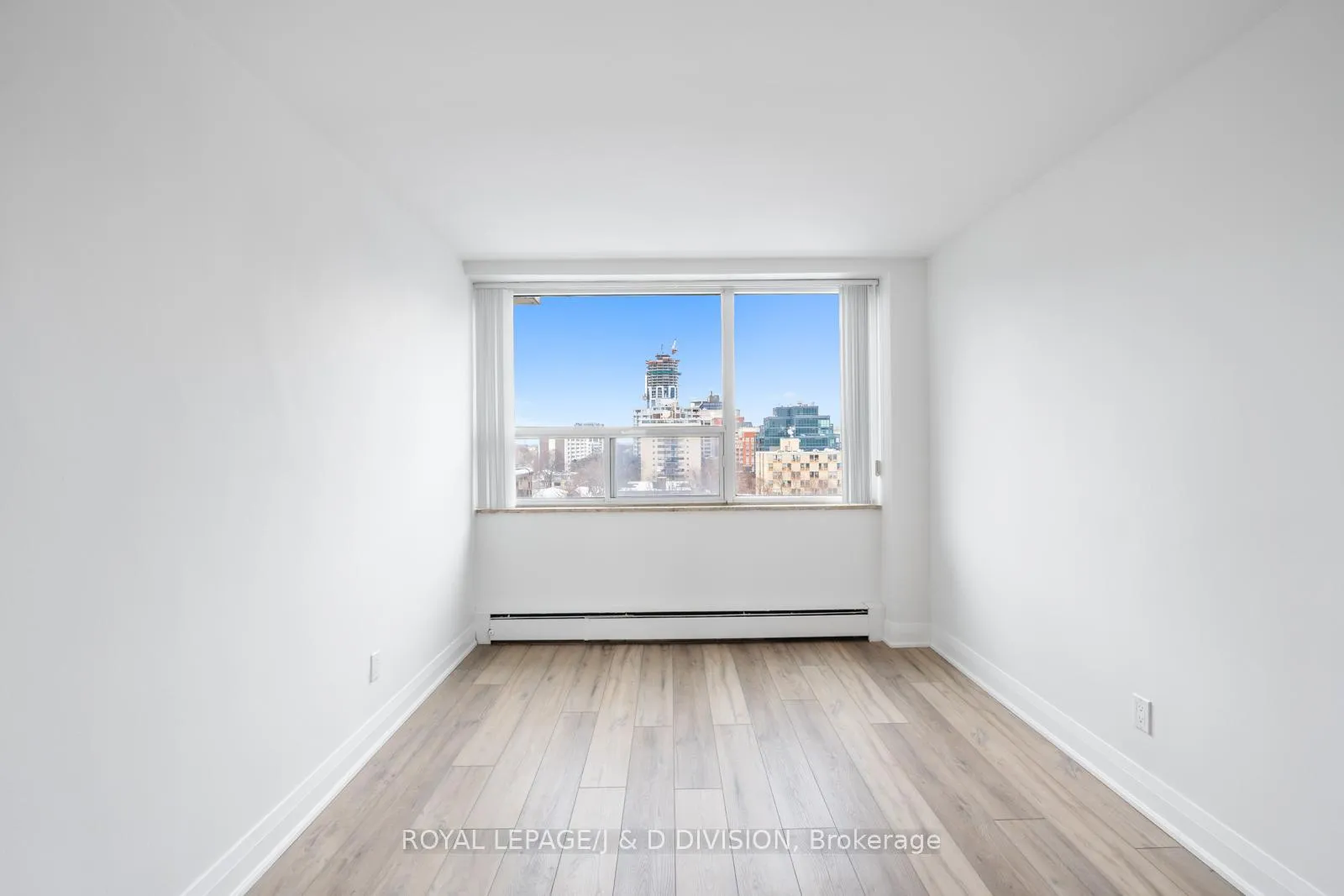 Photo 17 of Unit 1002, 484 Avenue Road, Toronto, Forest Hill South — HOMEH