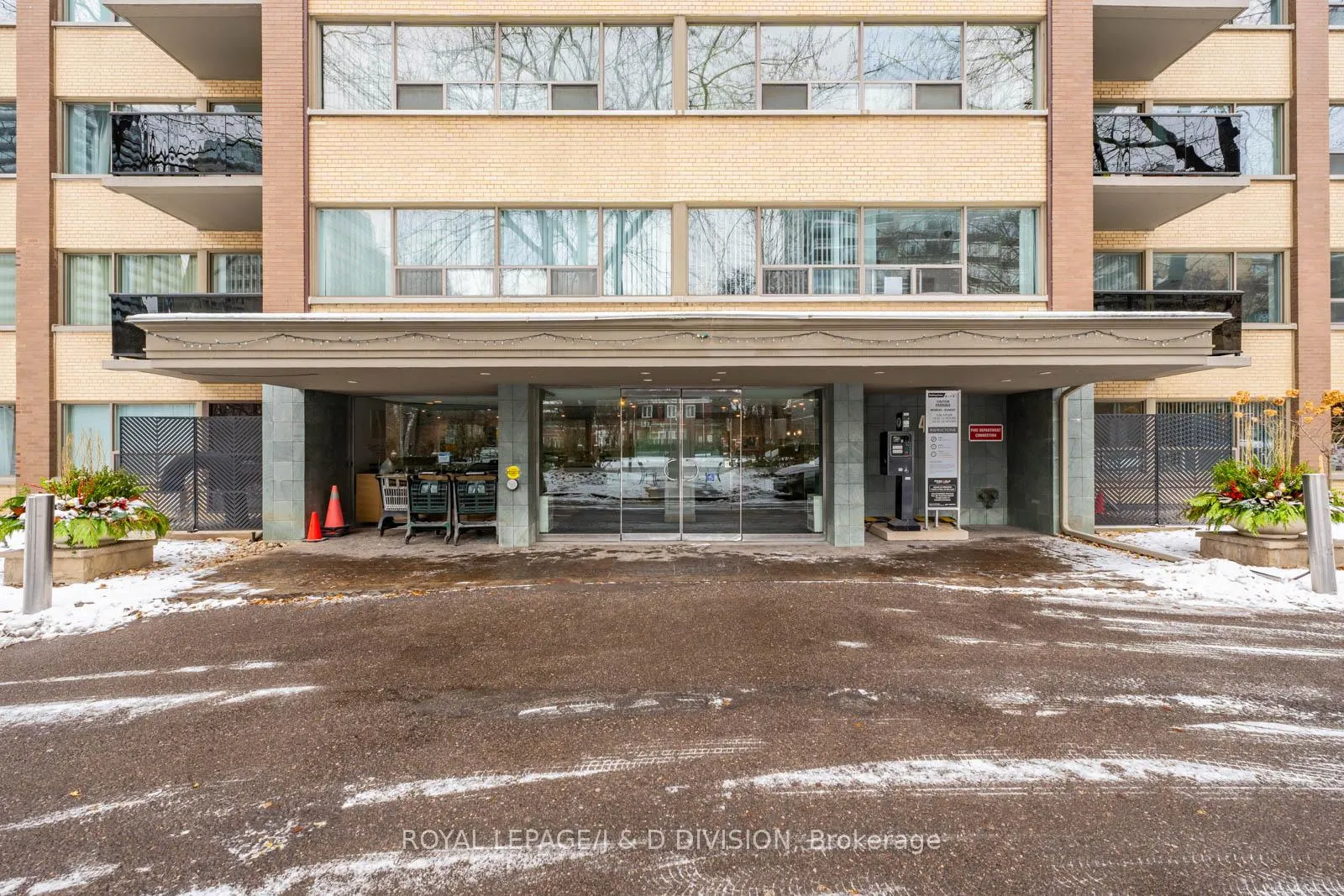 Photo 20 of Unit 1002, 484 Avenue Road, Toronto, Forest Hill South — HOMEH