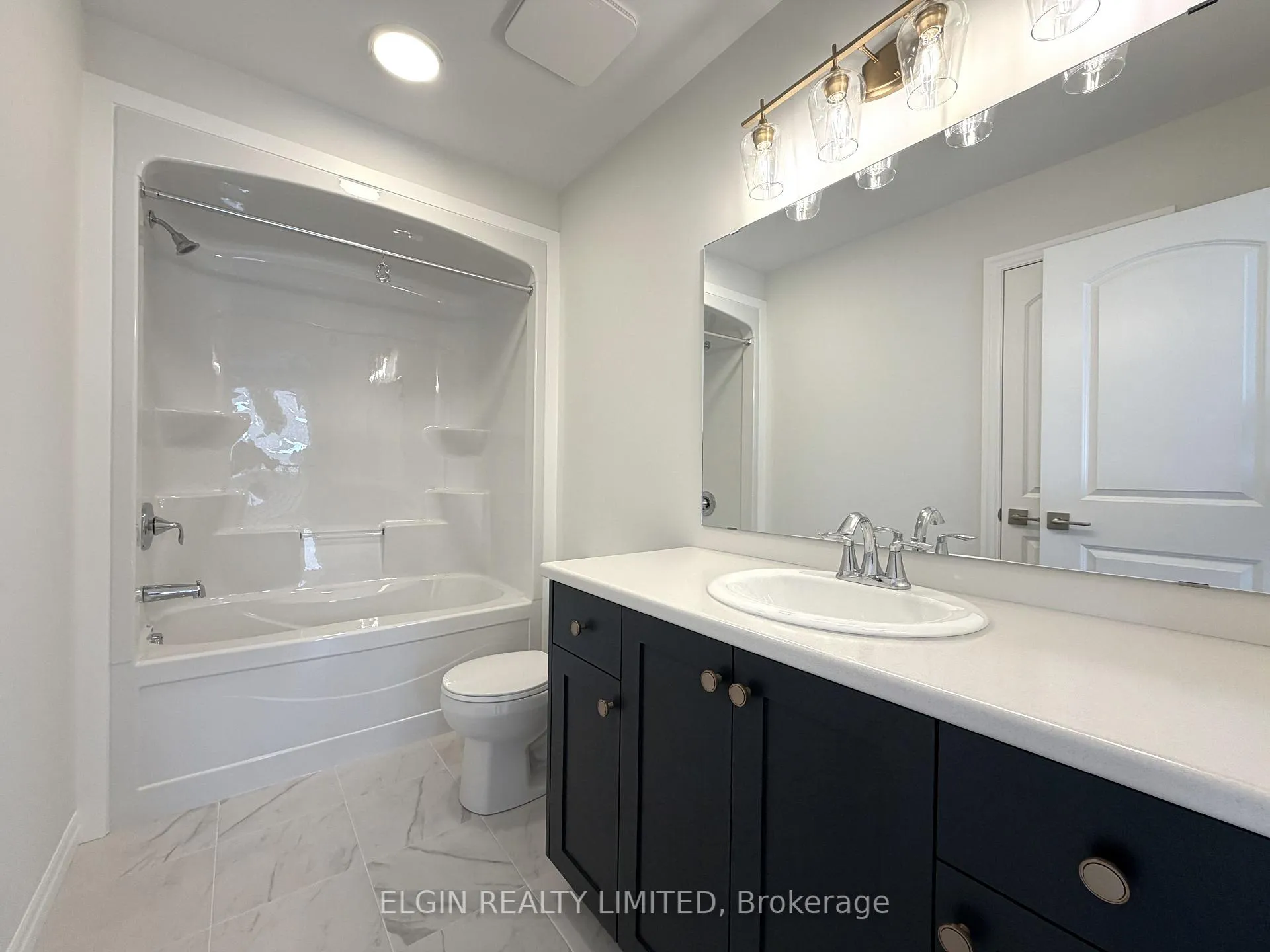 Photo 26 of 258 Renaissance Drive, St. Thomas — HOMEH
