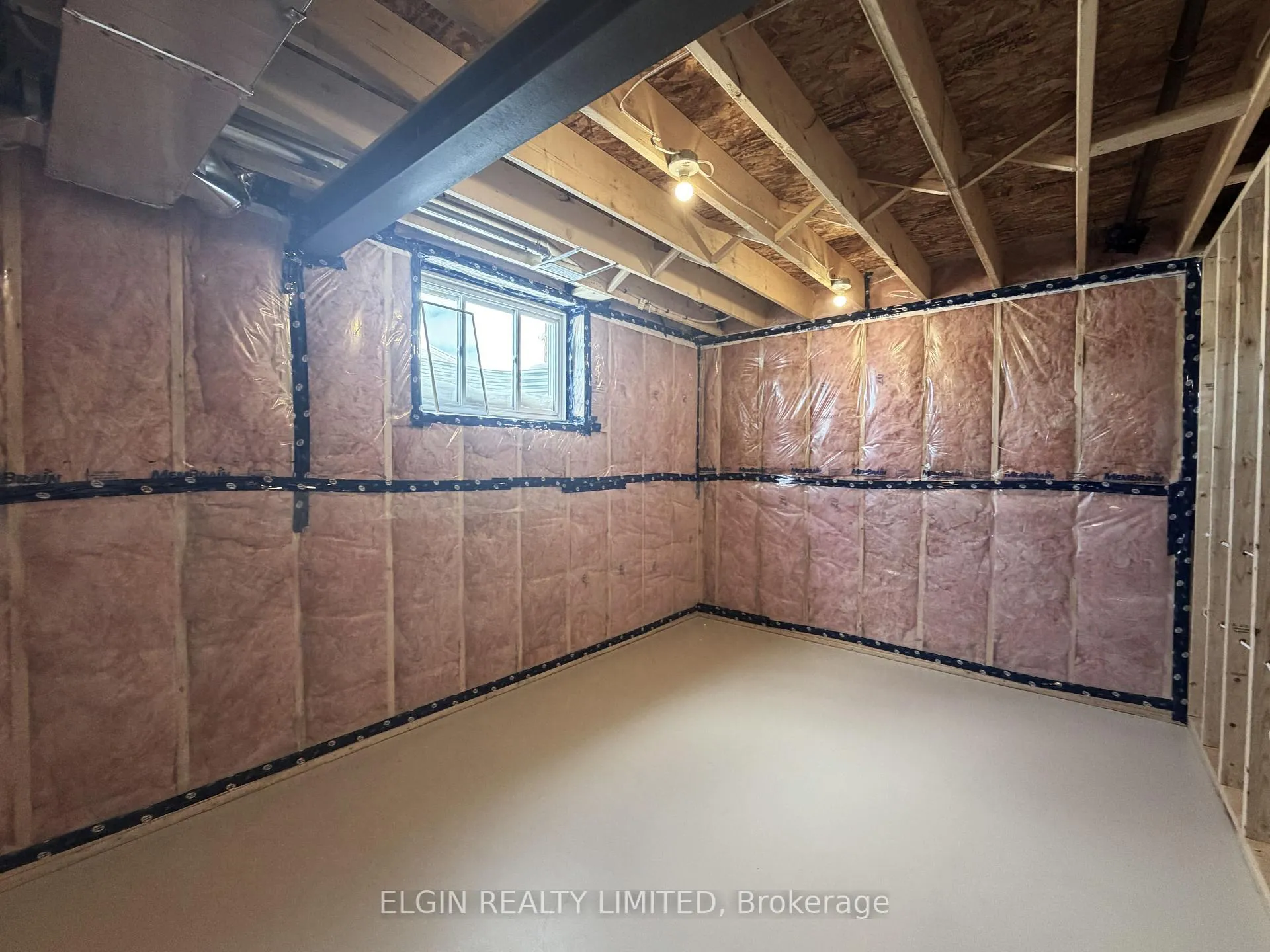 Photo 35 of 258 Renaissance Drive, St. Thomas — HOMEH